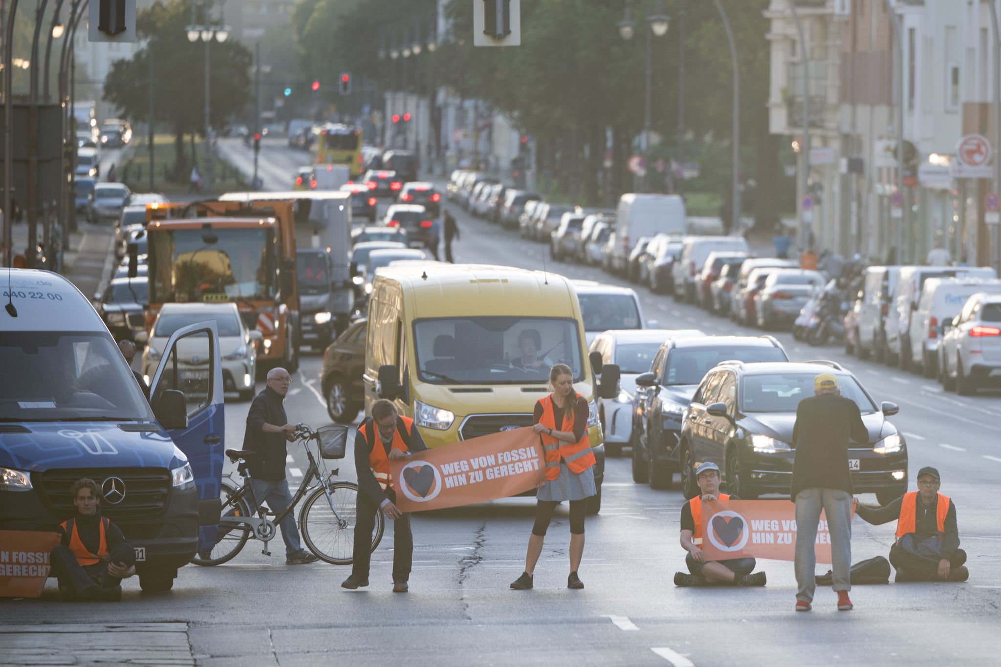 Letzte Generation mit 20 Straßenblockaden in Berlin