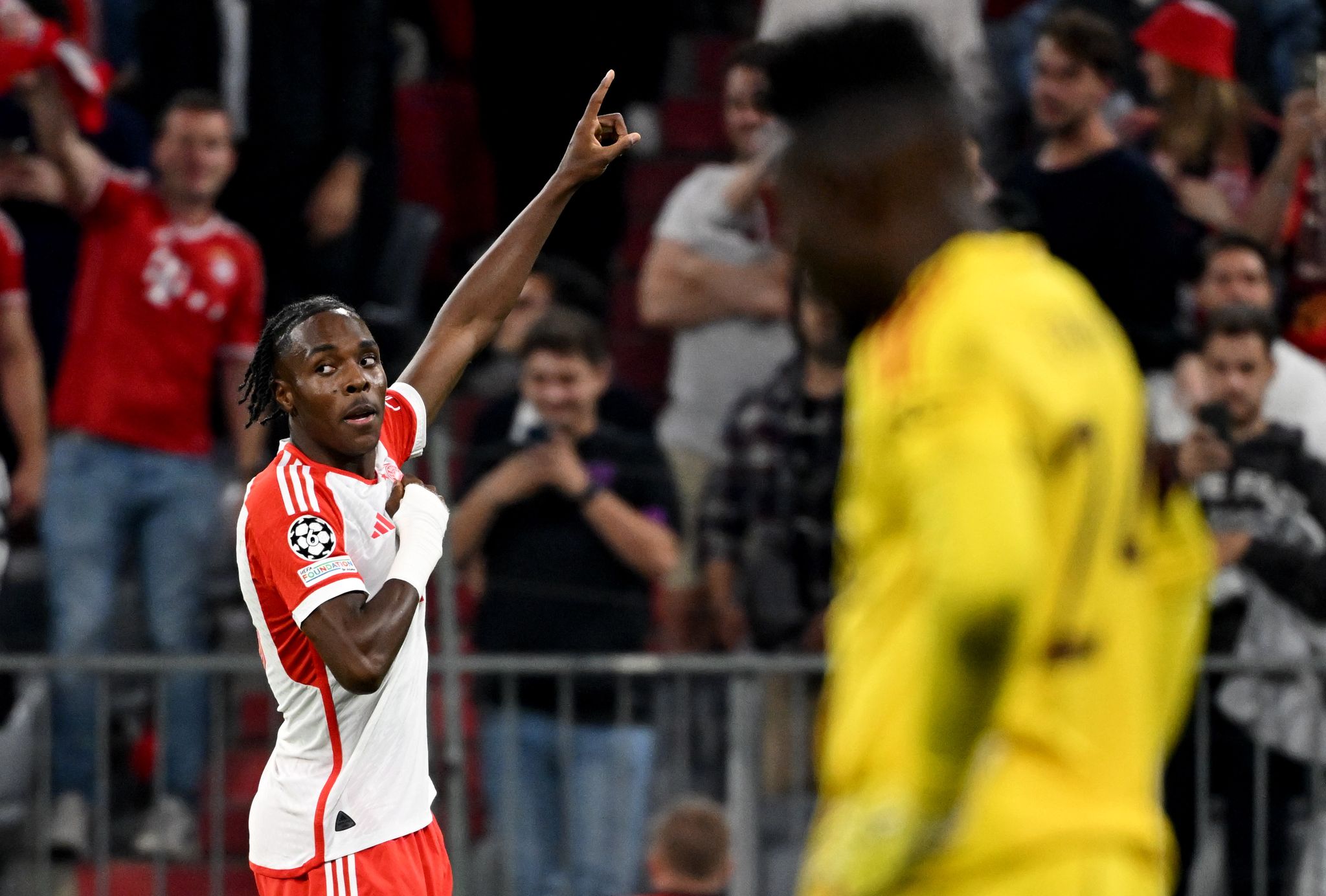 «Big Point» in «rosaroter Wunderwelt» – Jubilar lobt Joker