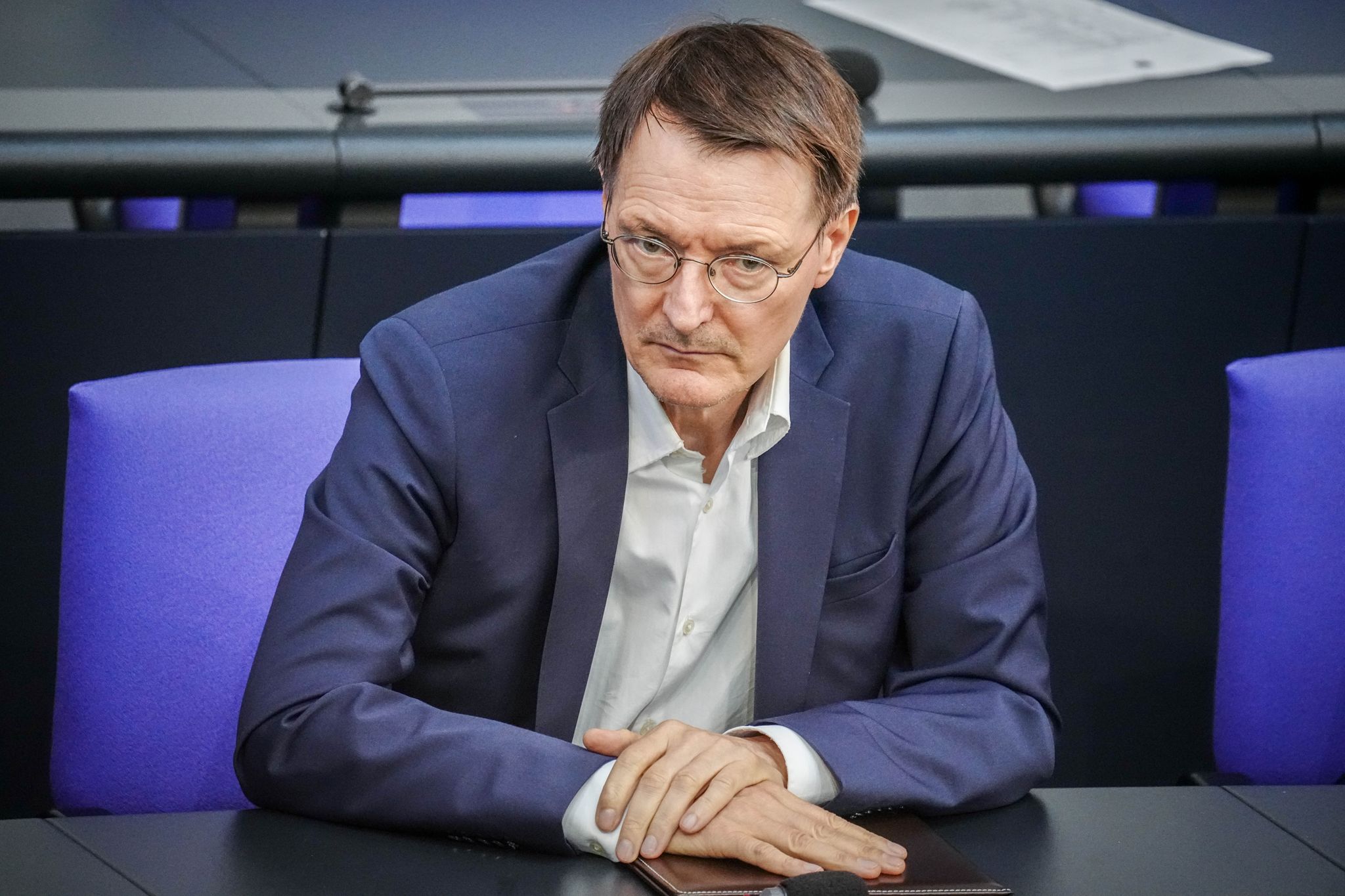 Lauterbach will Vorgaben für neue Apotheken-Filialen lockern