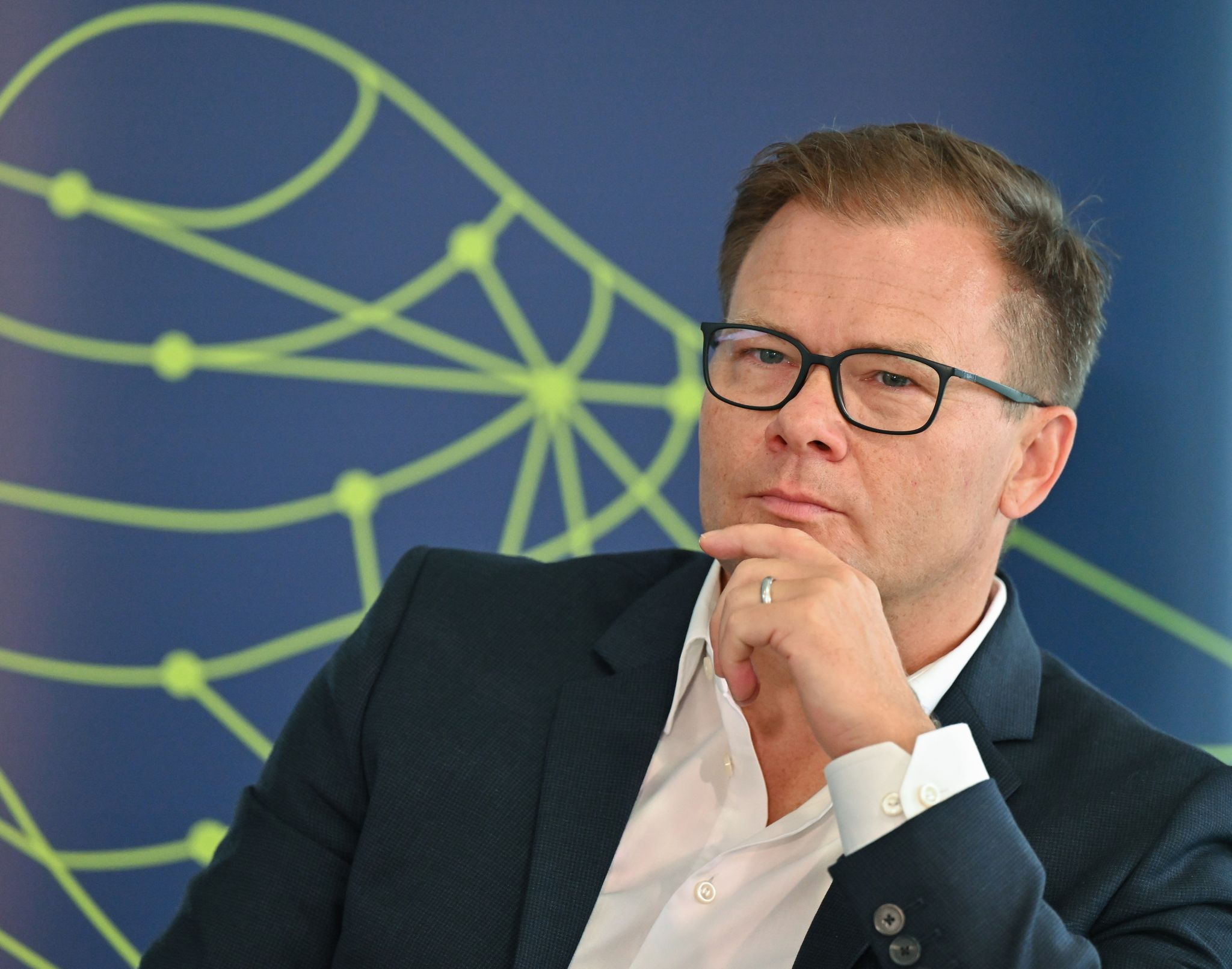 Eliten aus dem Osten – Der harte Weg auf die Chefposten