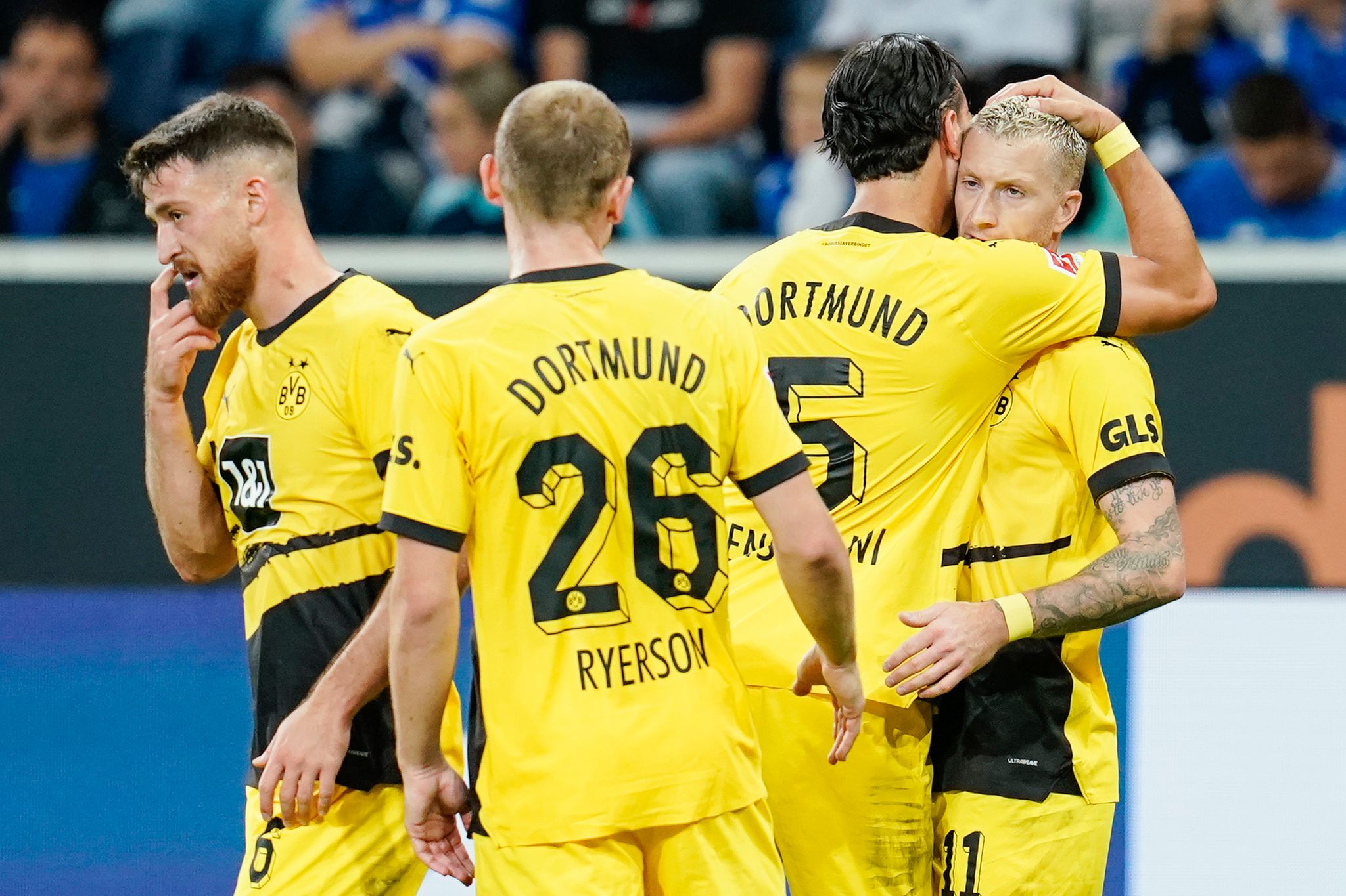 Dortmund nach 3:1 bei Hoffenheim Spitzenreiter