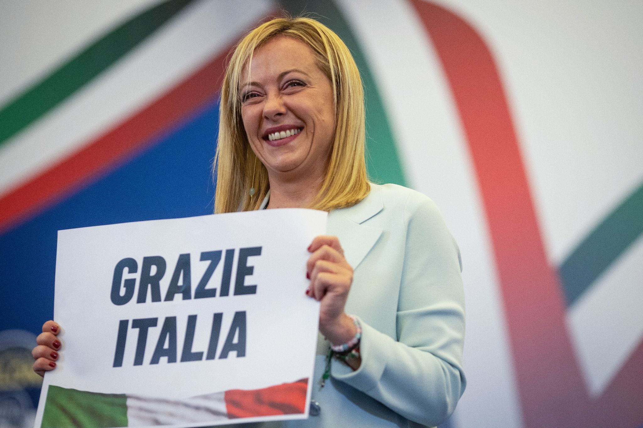 Gekommen um zu bleiben: Ein Jahr Giorgia Meloni