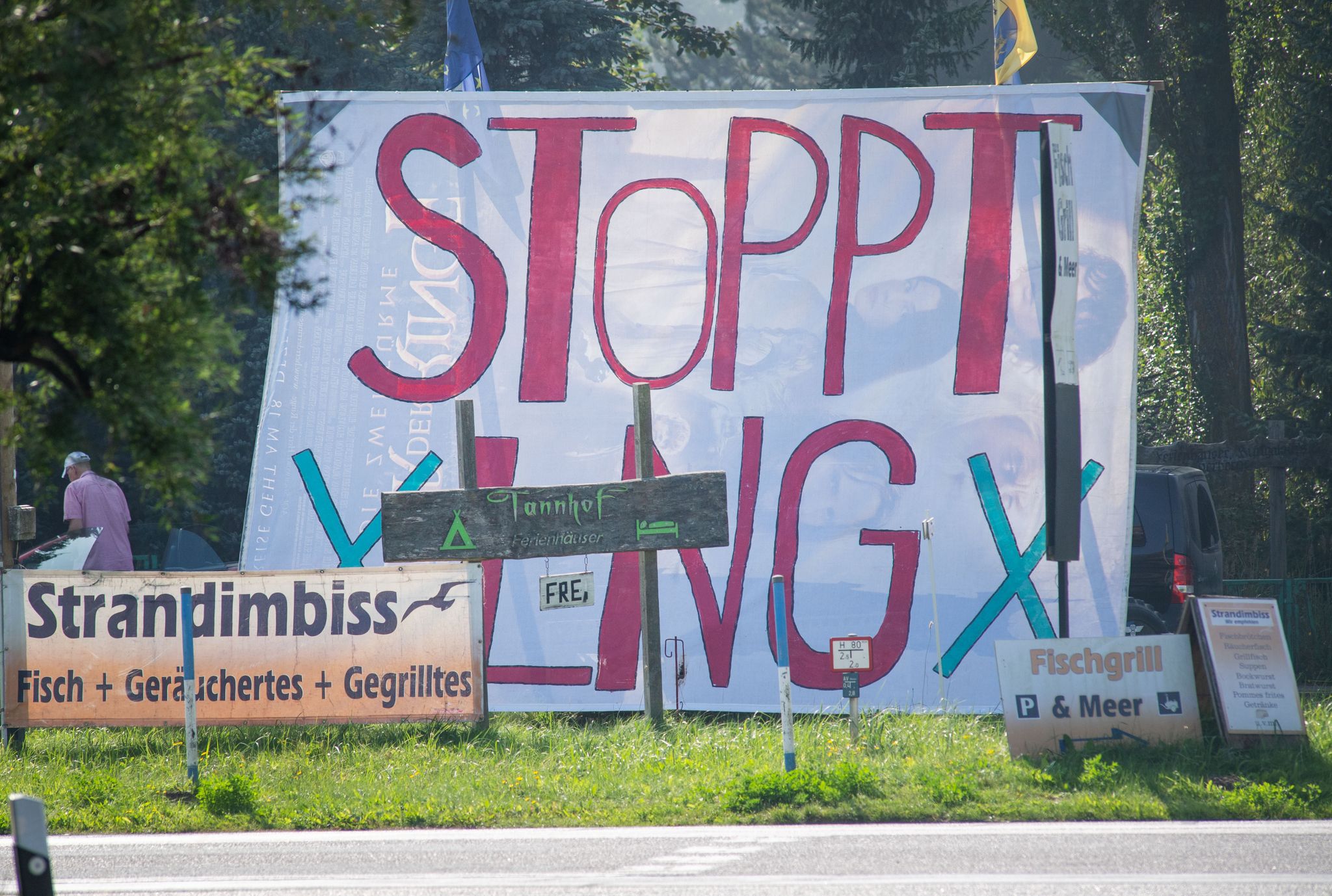 Habeck: LNG-Terminal Mukran beste der schwierigen Optionen