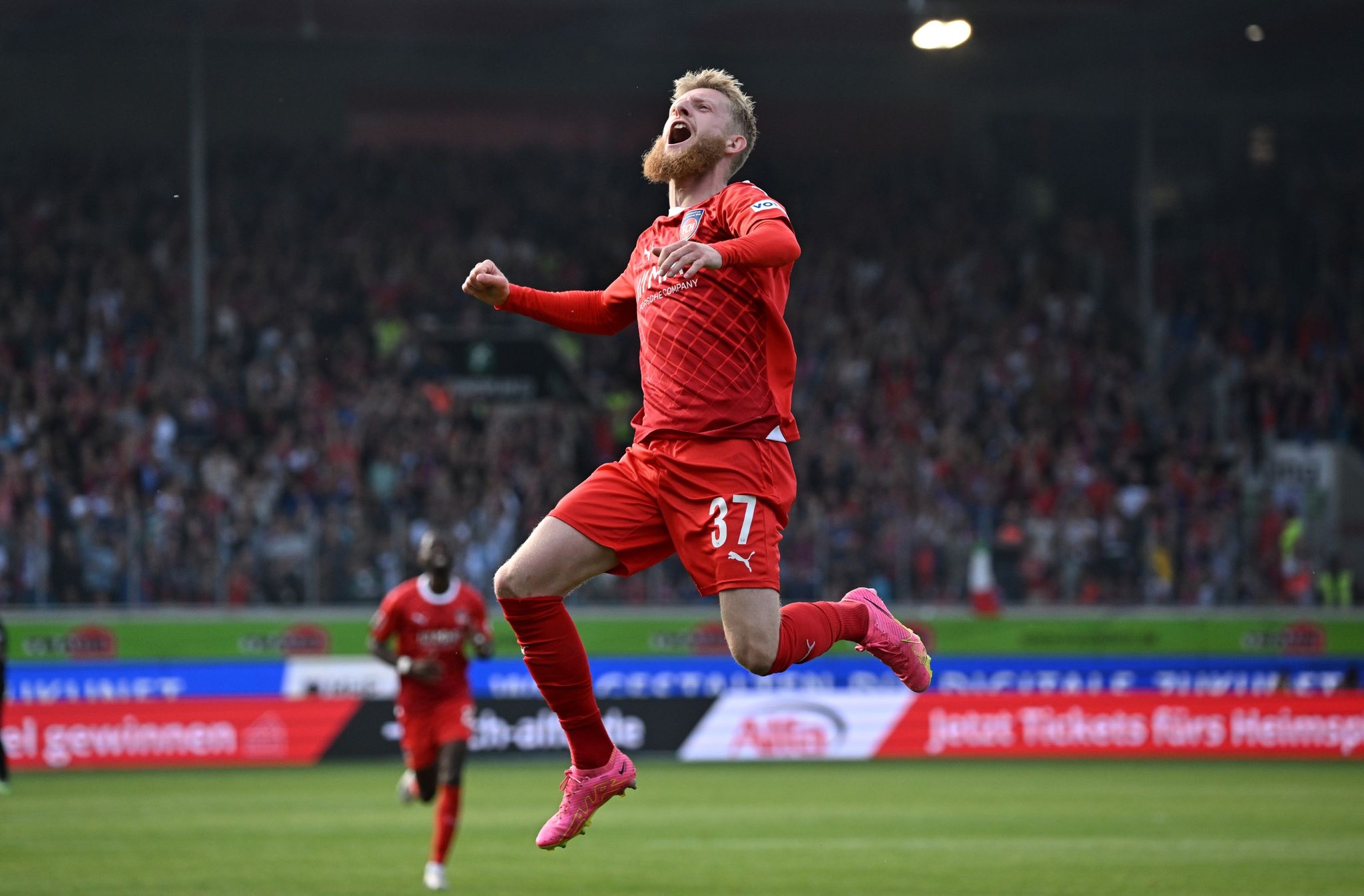 Beste-Traumtor sorgt für Heidenheim-Sieg gegen Union