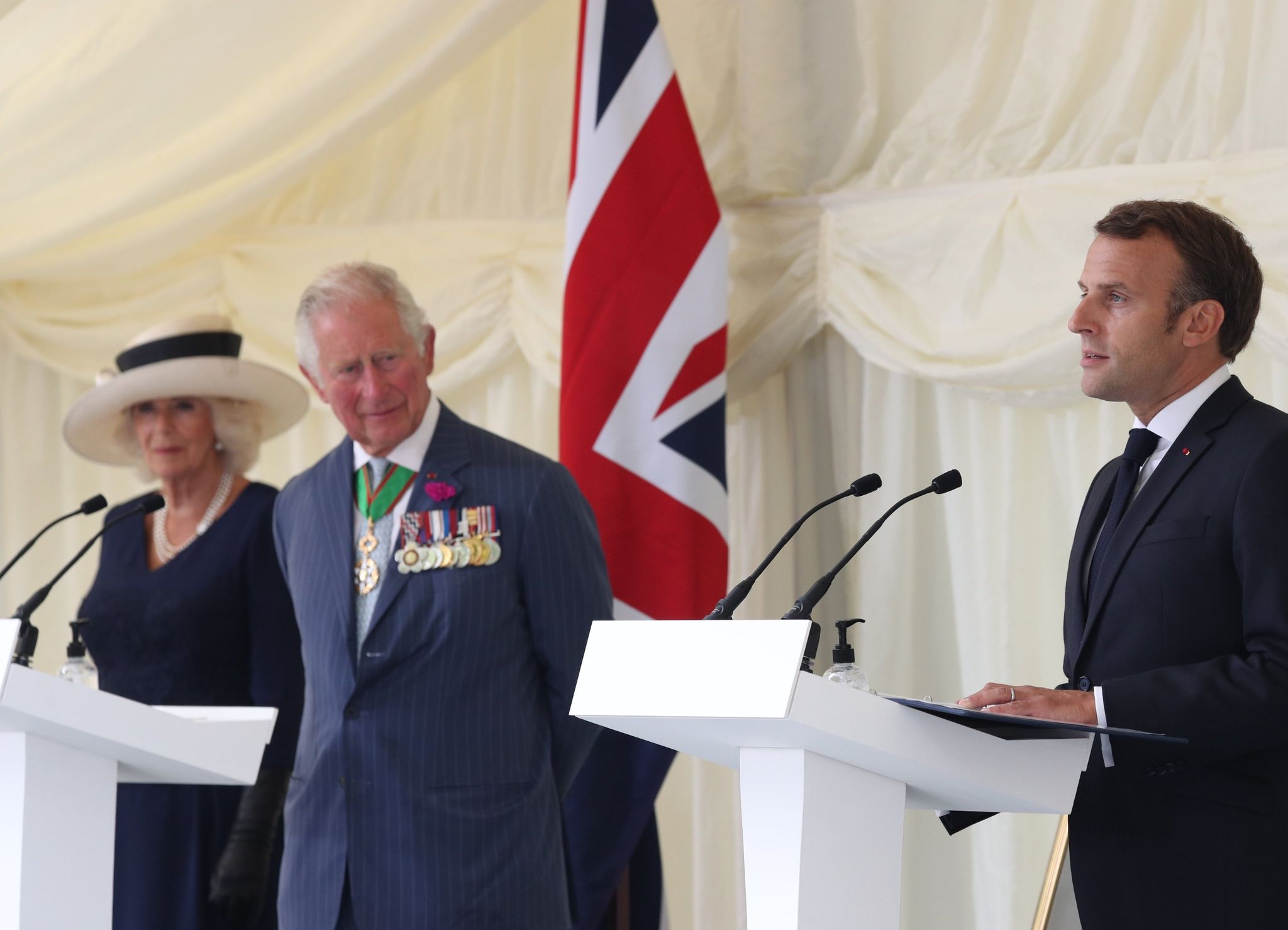 Frankreich begrüßt britisches Königspaar zu Staatsbesuch