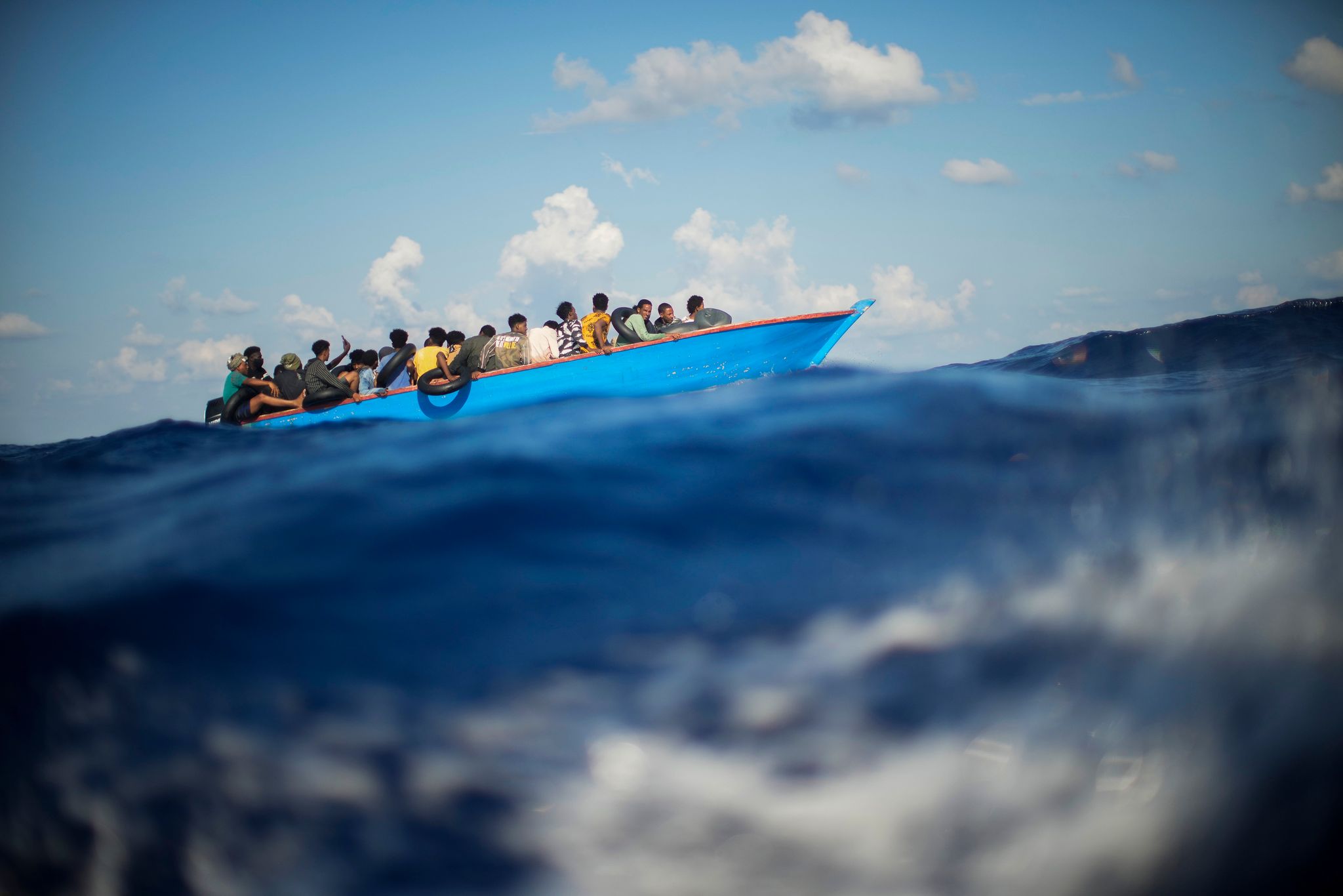 Über 180.000 Migranten flüchteten 2023 übers Mittelmeer