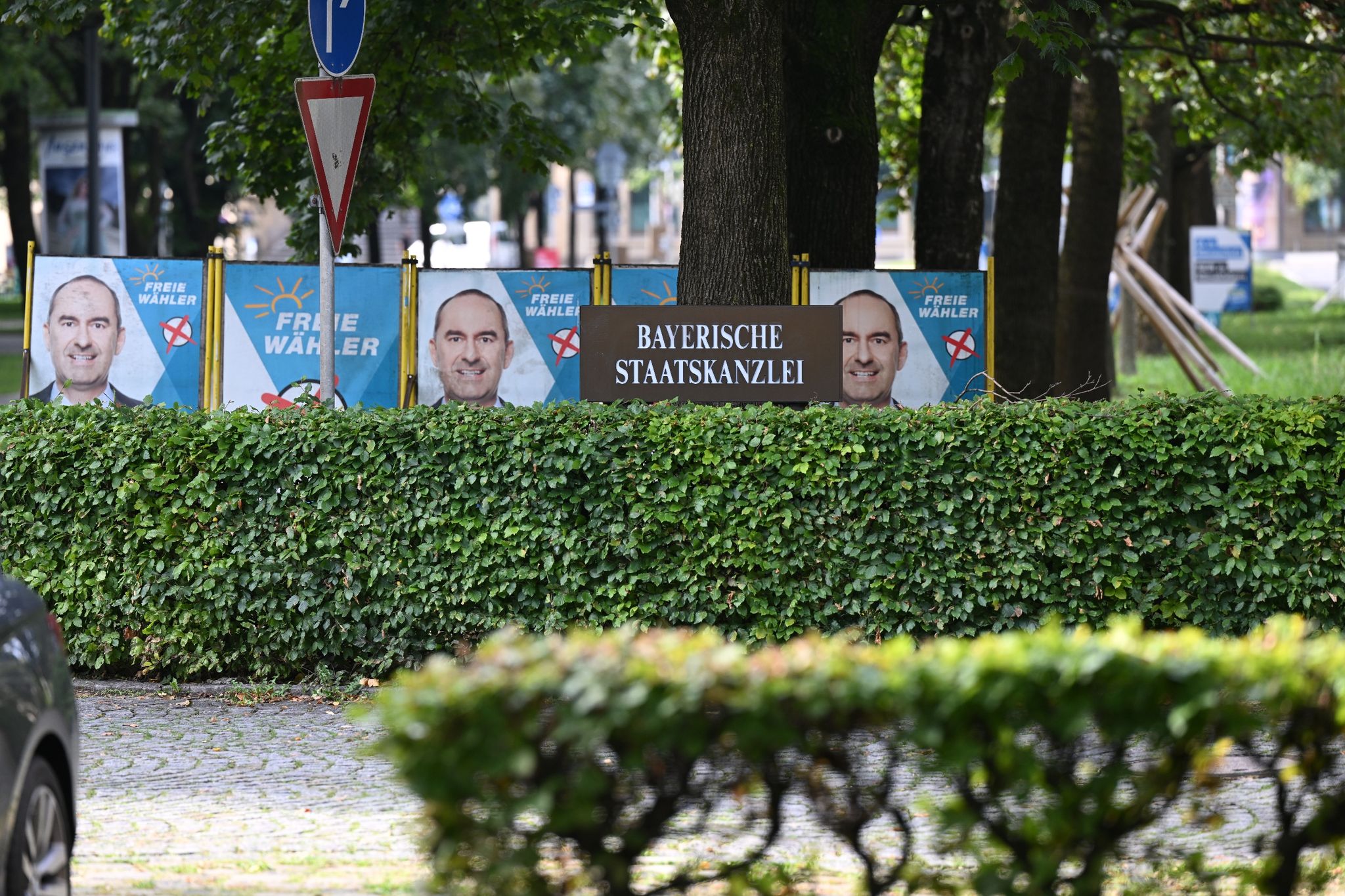 Bayern: Freie Wähler und Grüne in Umfrage gleichauf