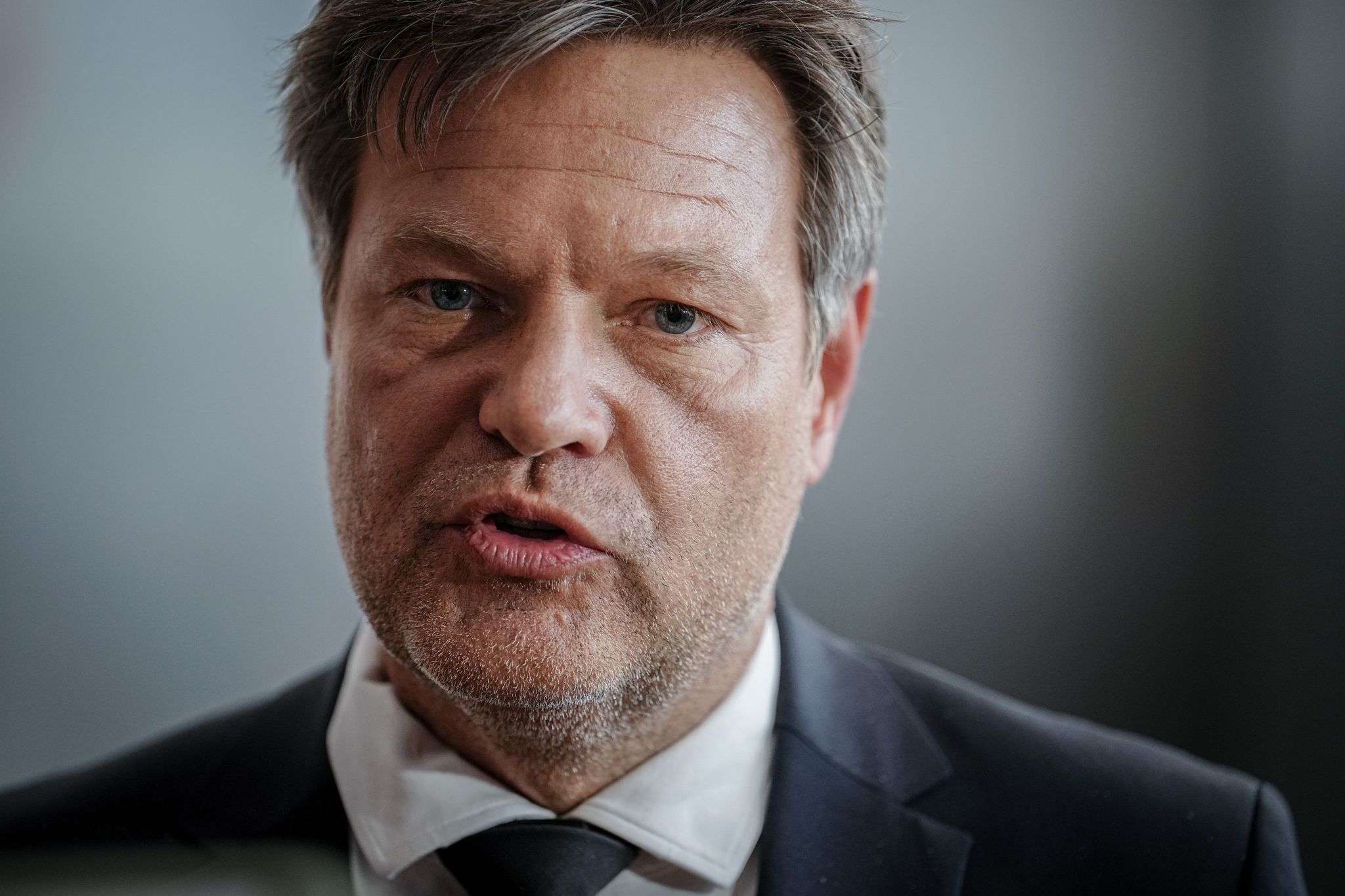 Habeck: Mindestlohnerhöhung zu niedrig