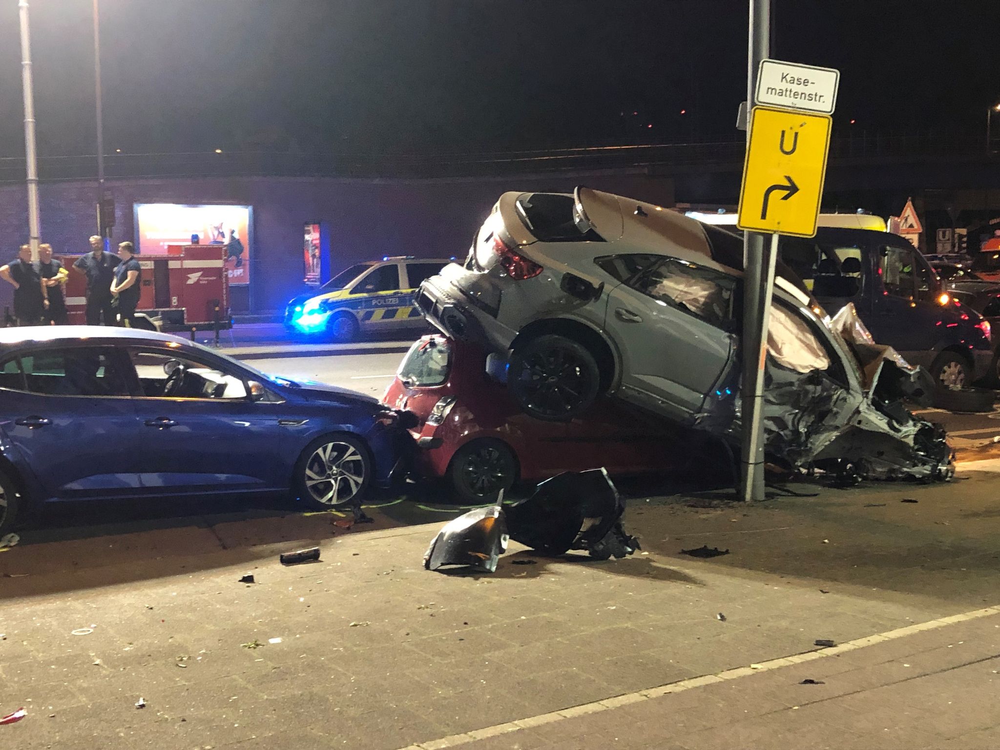 Massenunfall: Ermittlungen auch wegen versuchten Totschlags