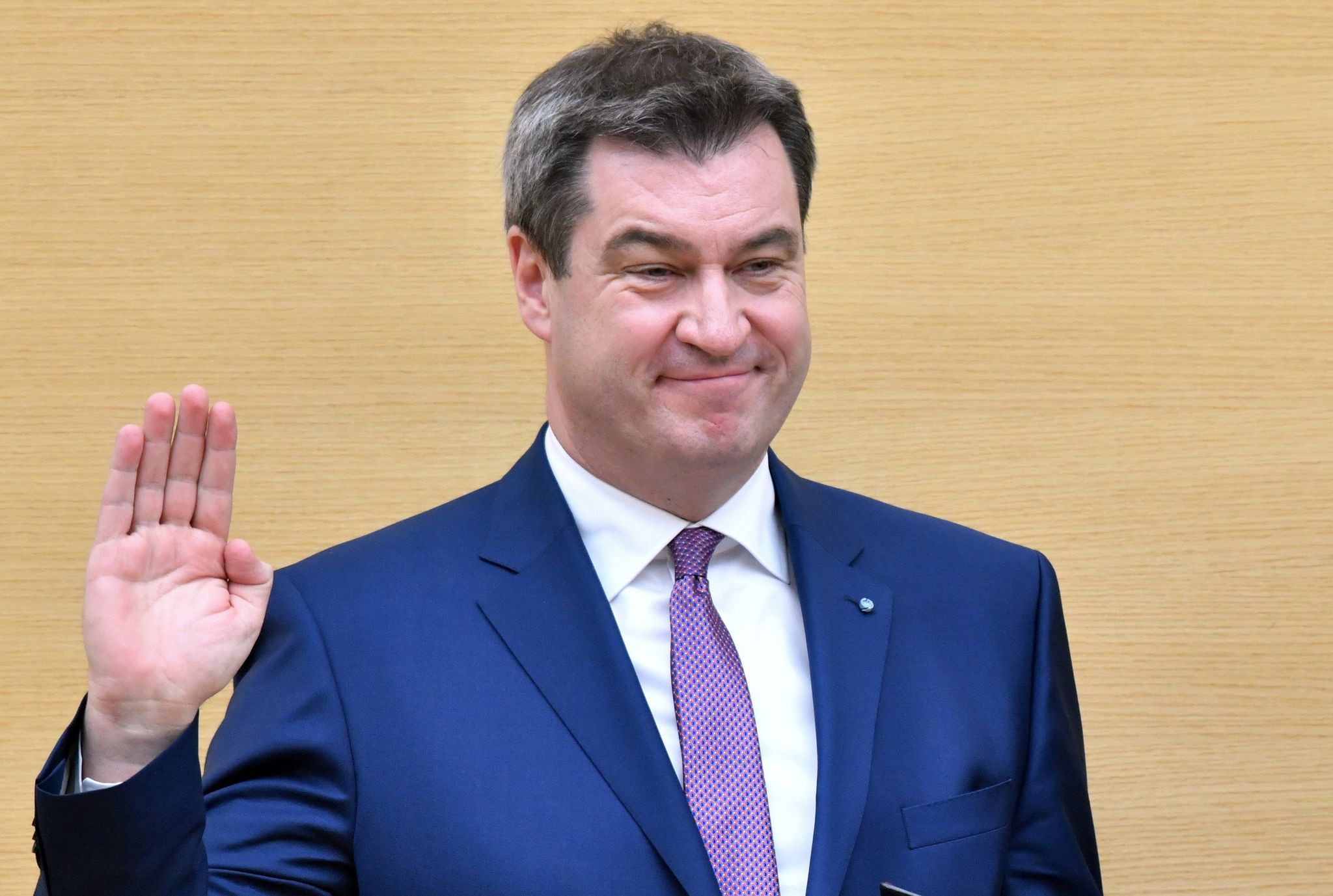 Bayern: Raue Töne und Kampfansagen nach Söder-Wahl