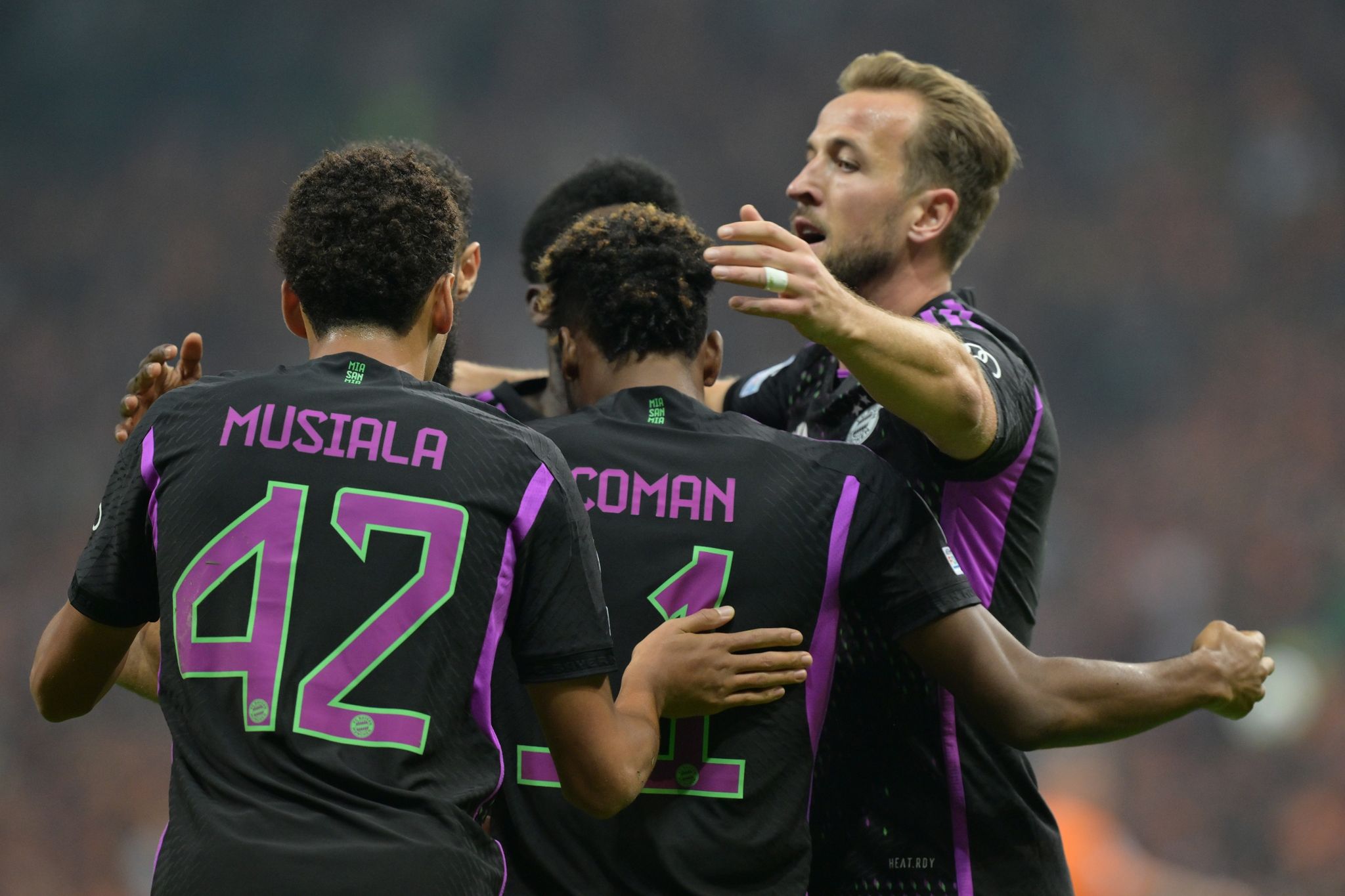 Eiskalte Bayern siegen in Istanbul – Rekordserien ausgebaut