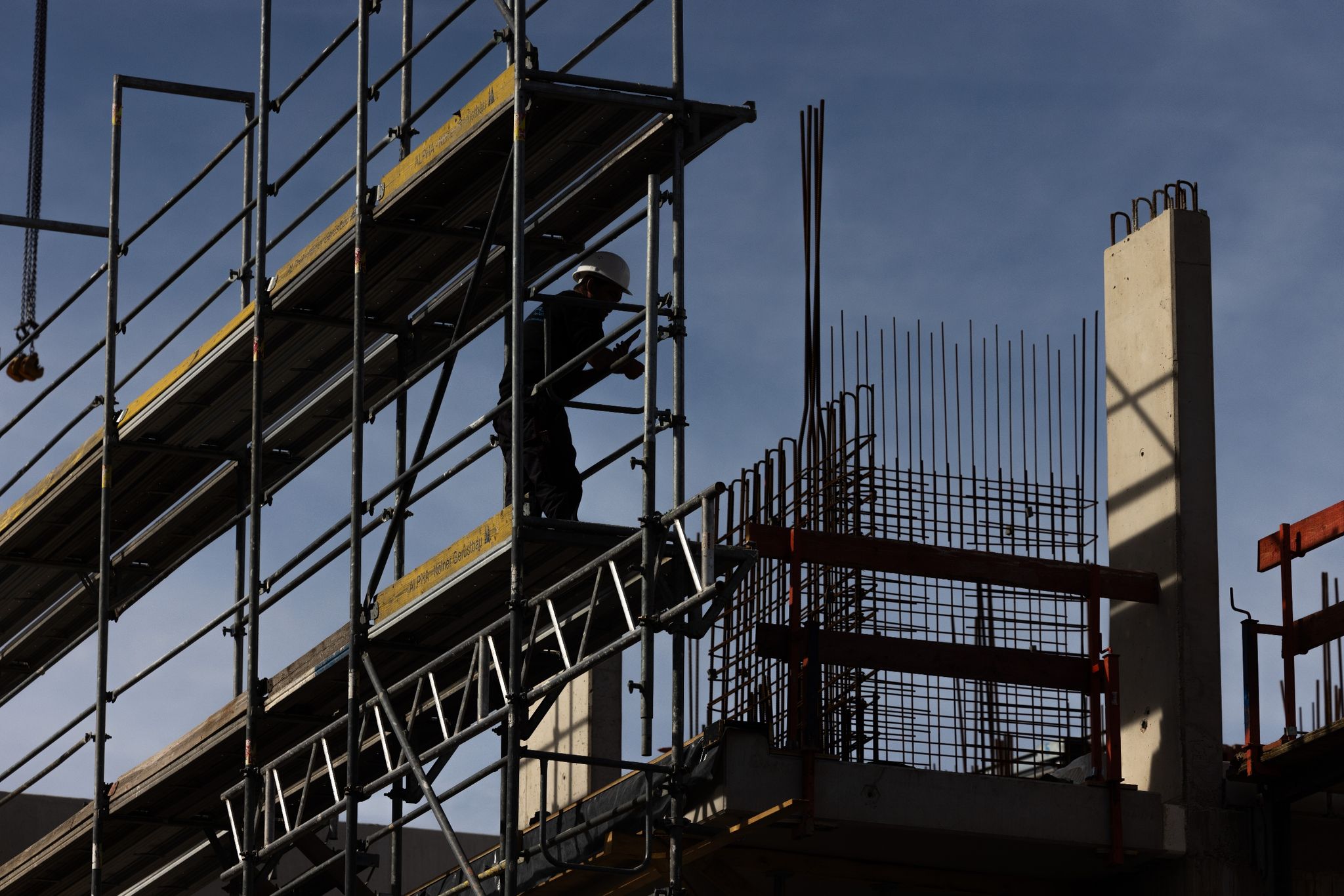 Baugenehmigungen brechen weiter ein