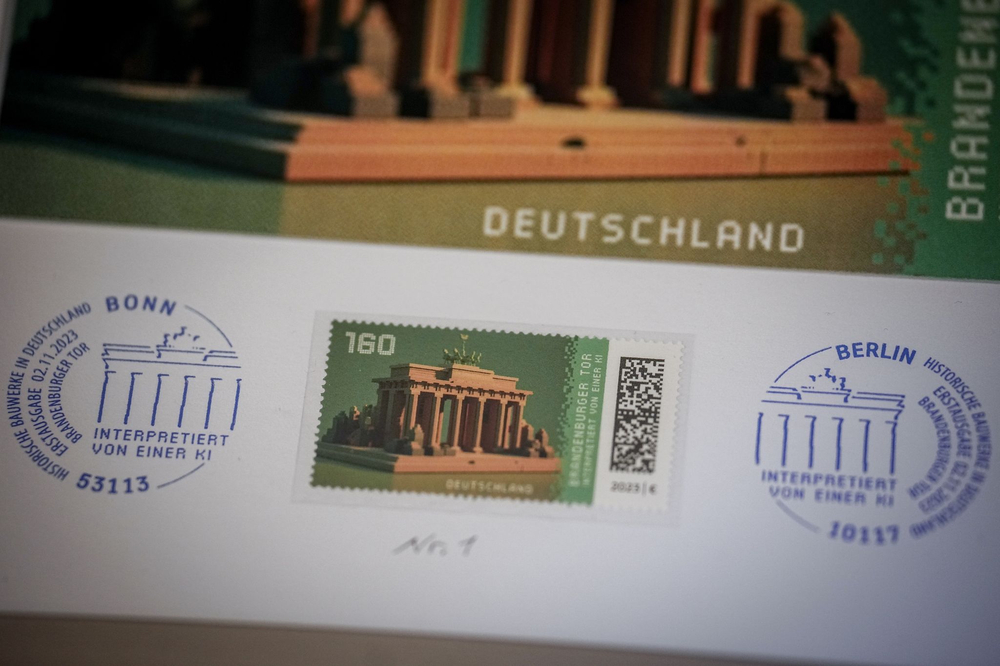 Post stellt Deutschlands erste Krypto-Briefmarke vor