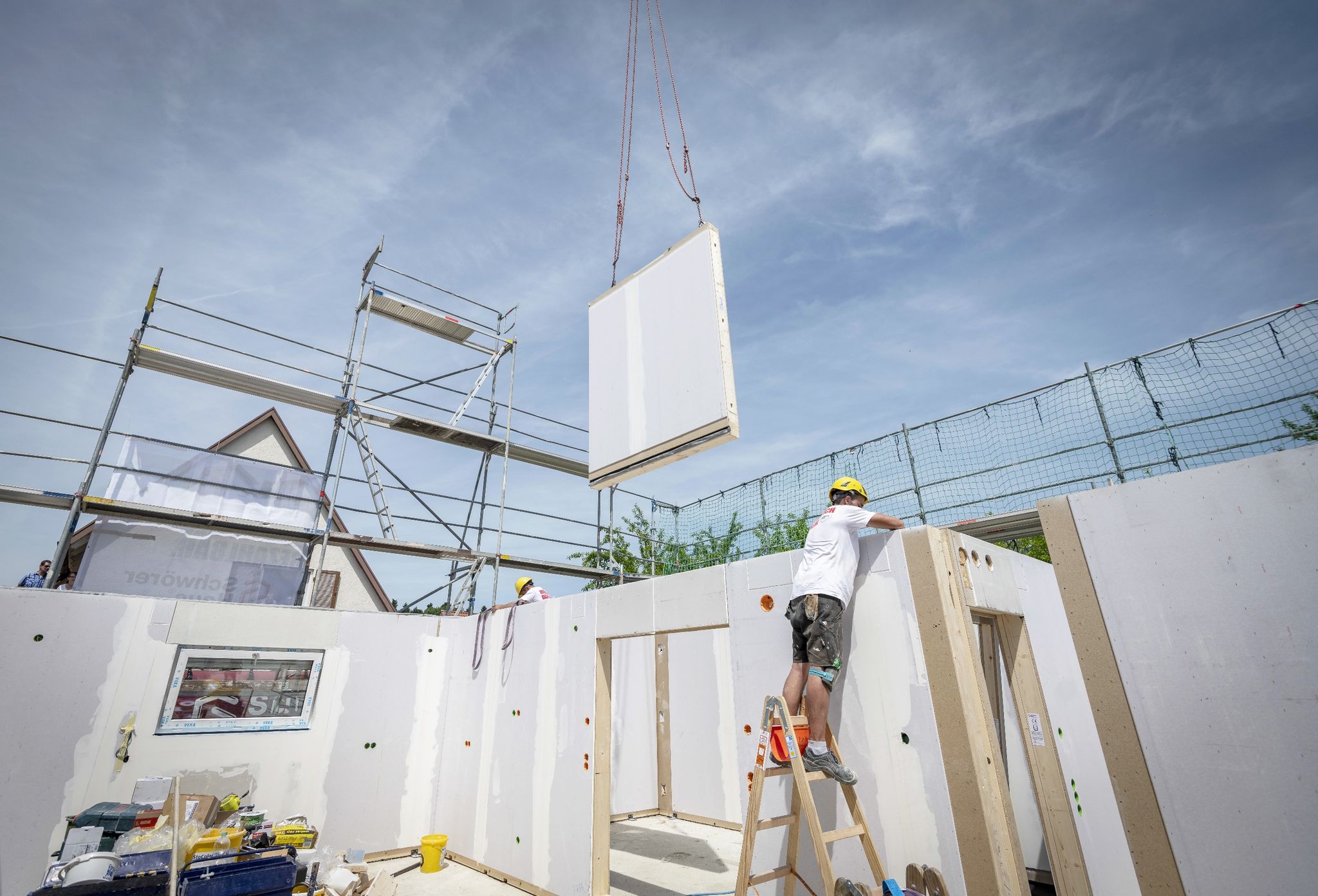 Fertighaushersteller rechnen 2023 mit weniger Umsatz