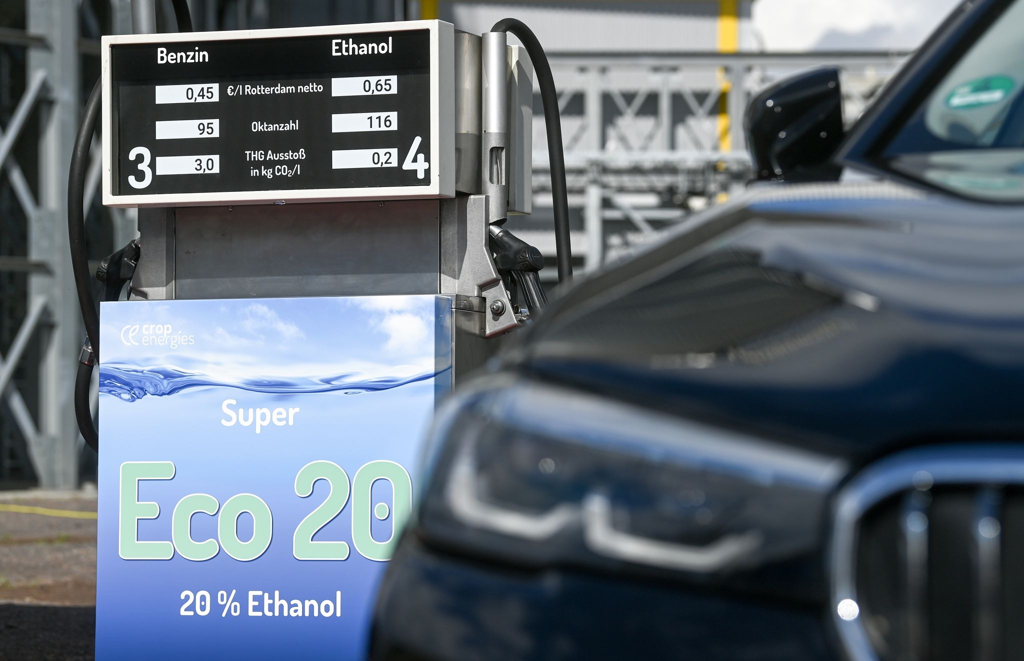 Erste öffentliche E20-Zapfsäule in Deutschland wird eröffnet