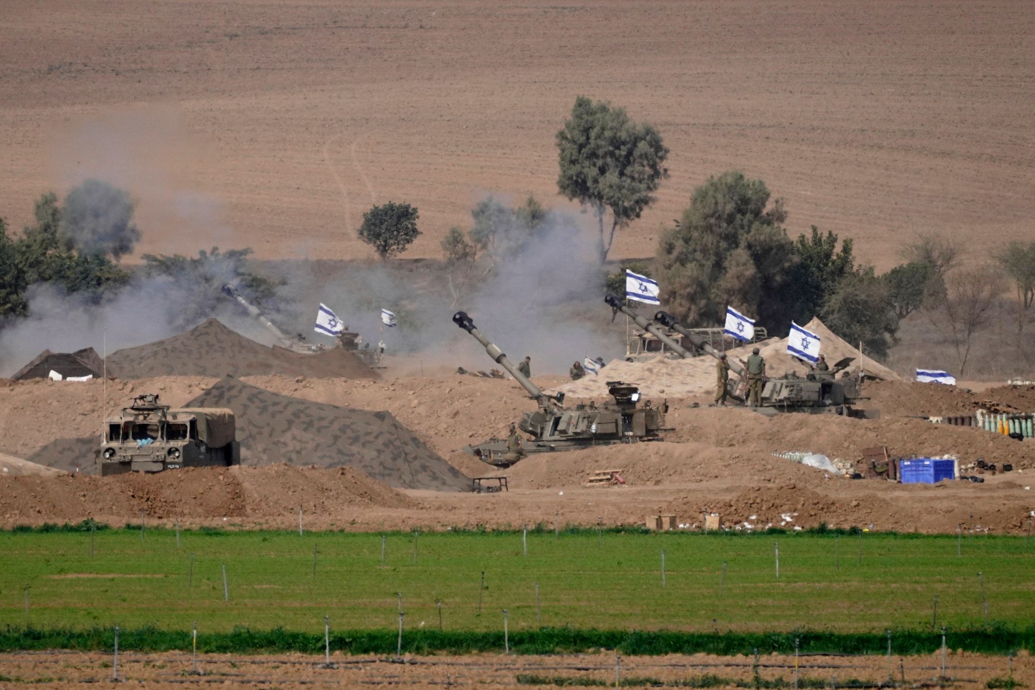 Israelische Bodentruppen kämpfen im Gazastreifen
