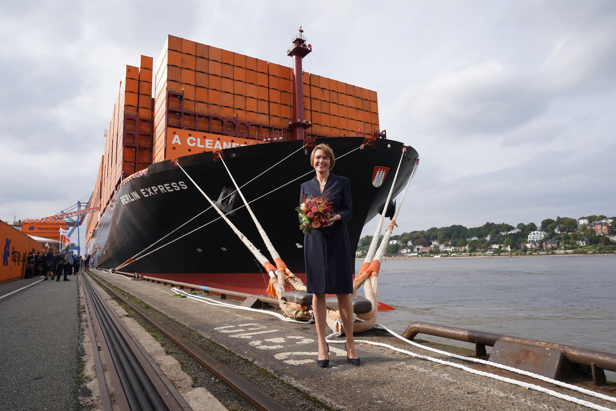 Hapag-Lloyd tauft Megafrachter – Kurs auf Klimaneutralität