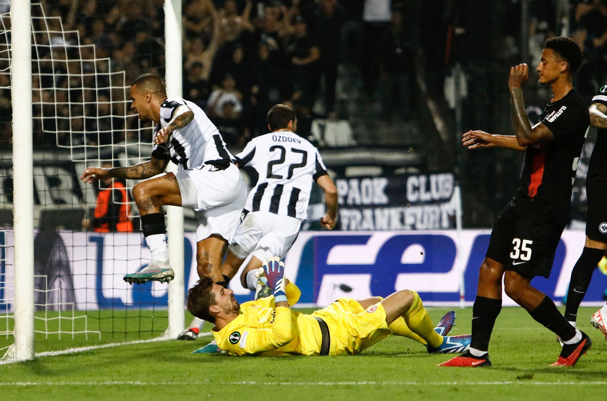 Pleite und Trapp-Rot: Eintracht verliert in Saloniki