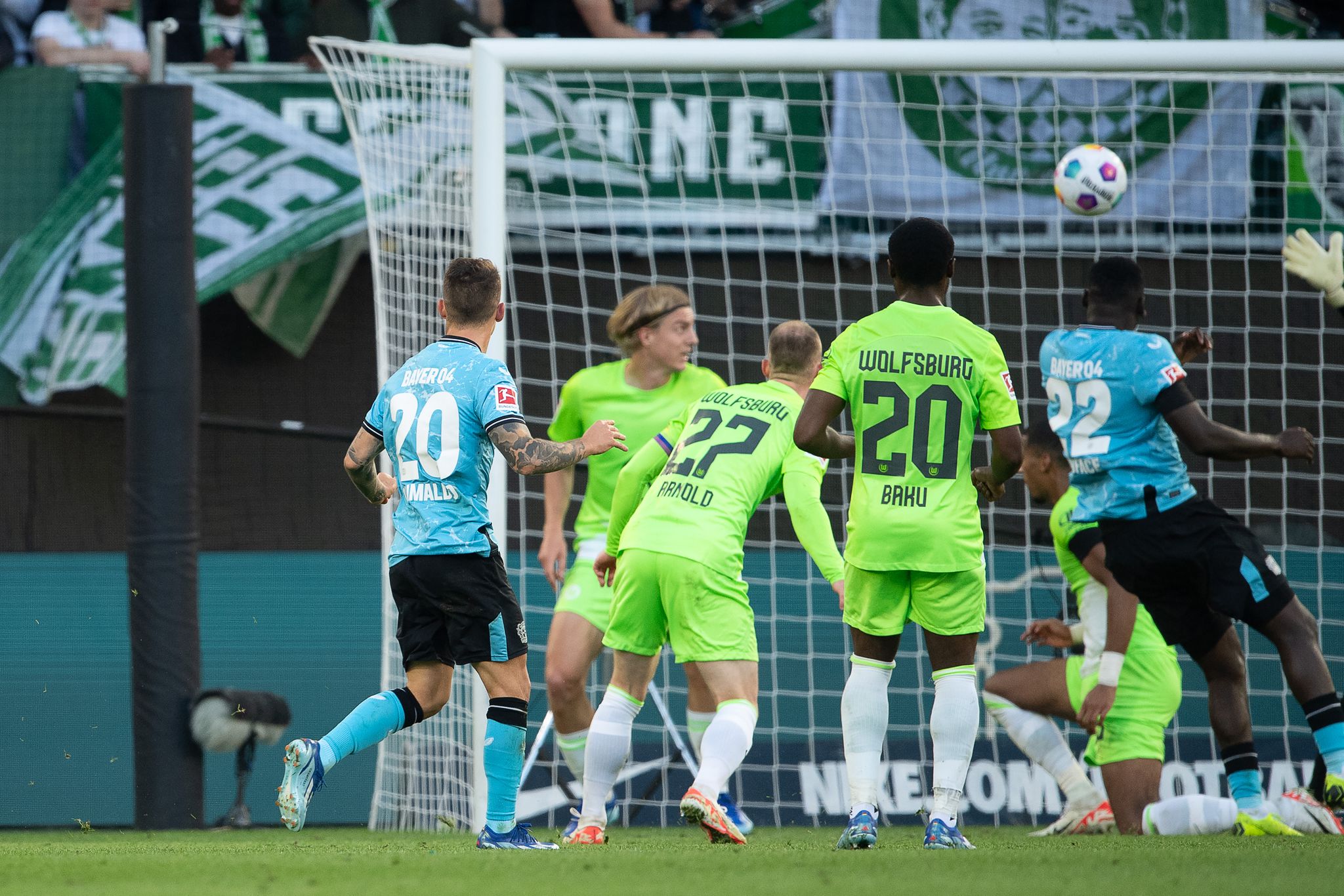 Bayer und Stuttgart siegen – Bayern bleibt dran