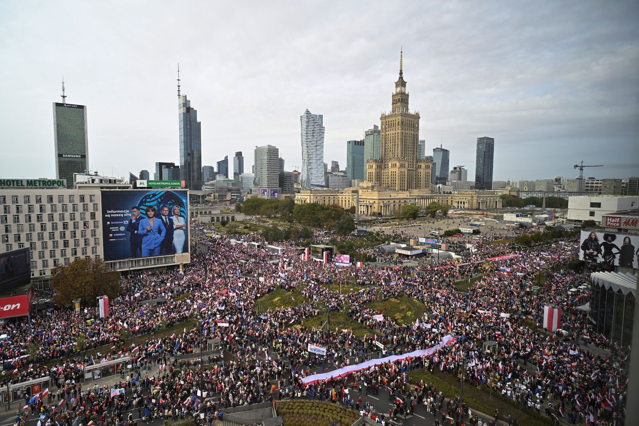 Rund eine Million Menschen protestieren gegen PiS-Regierung