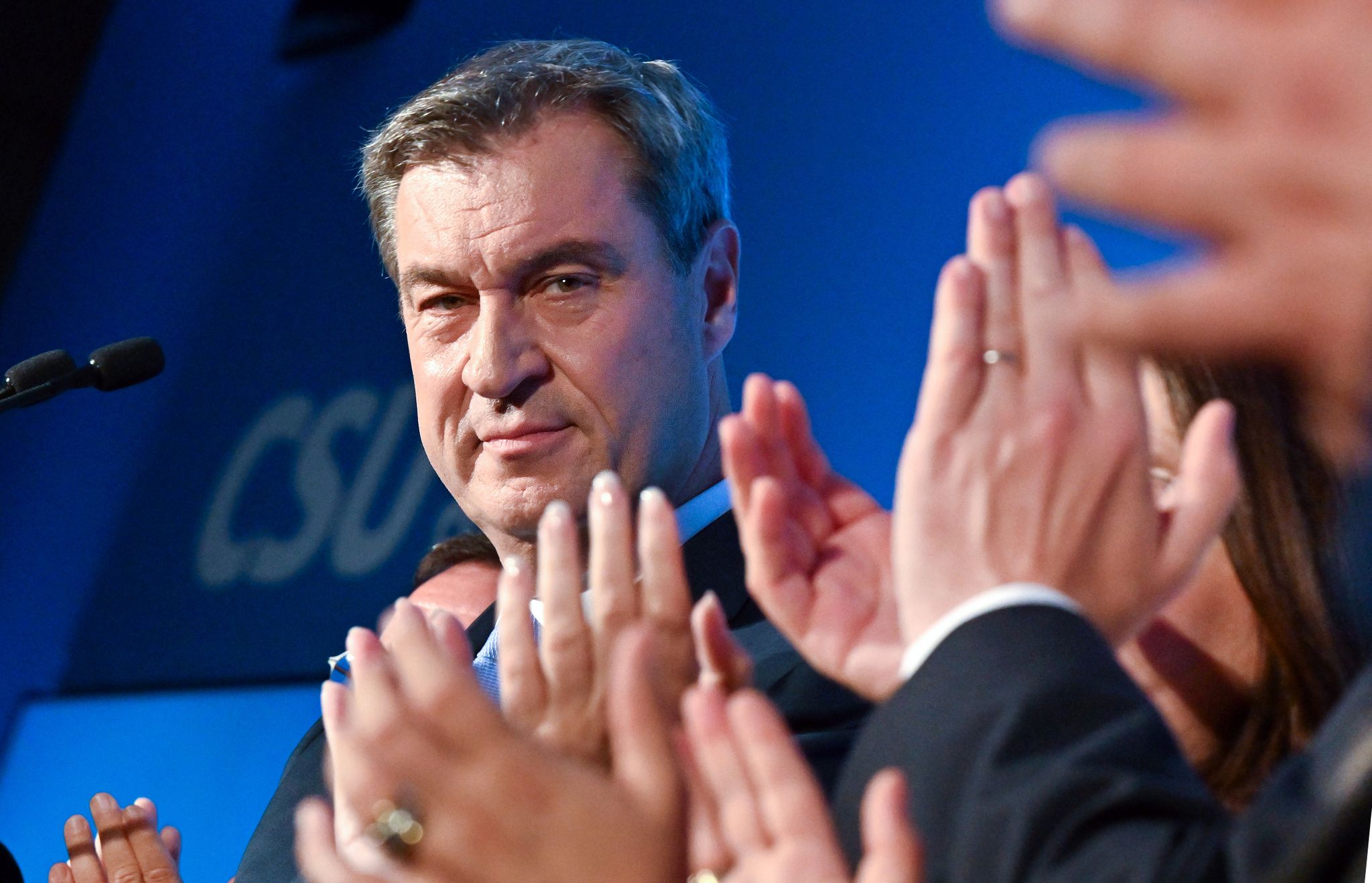 Bayerische Zeitenwende: Zwischen CSU-Pleite und Rechtsrutsch