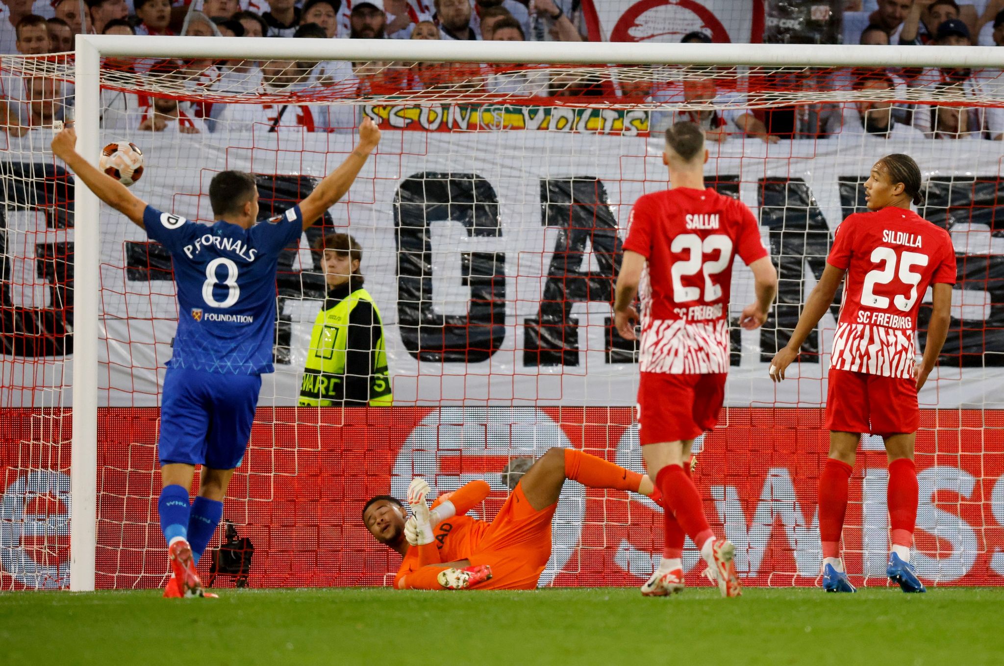 Trotz Steigerung: Freiburg verliert gegen West Ham 1:2