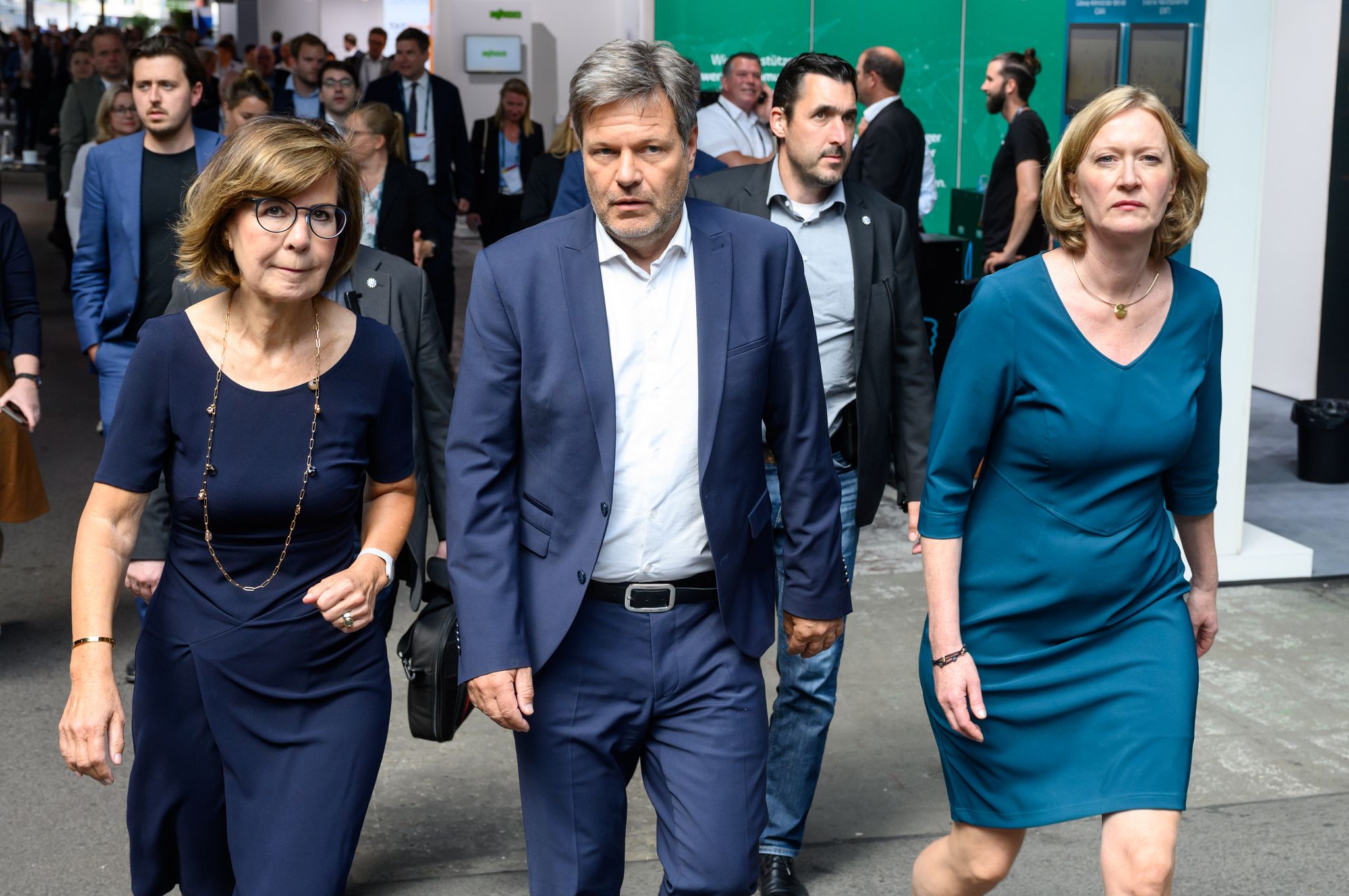 Verbrauchschützer fordern Klarheit bei Entlastungen