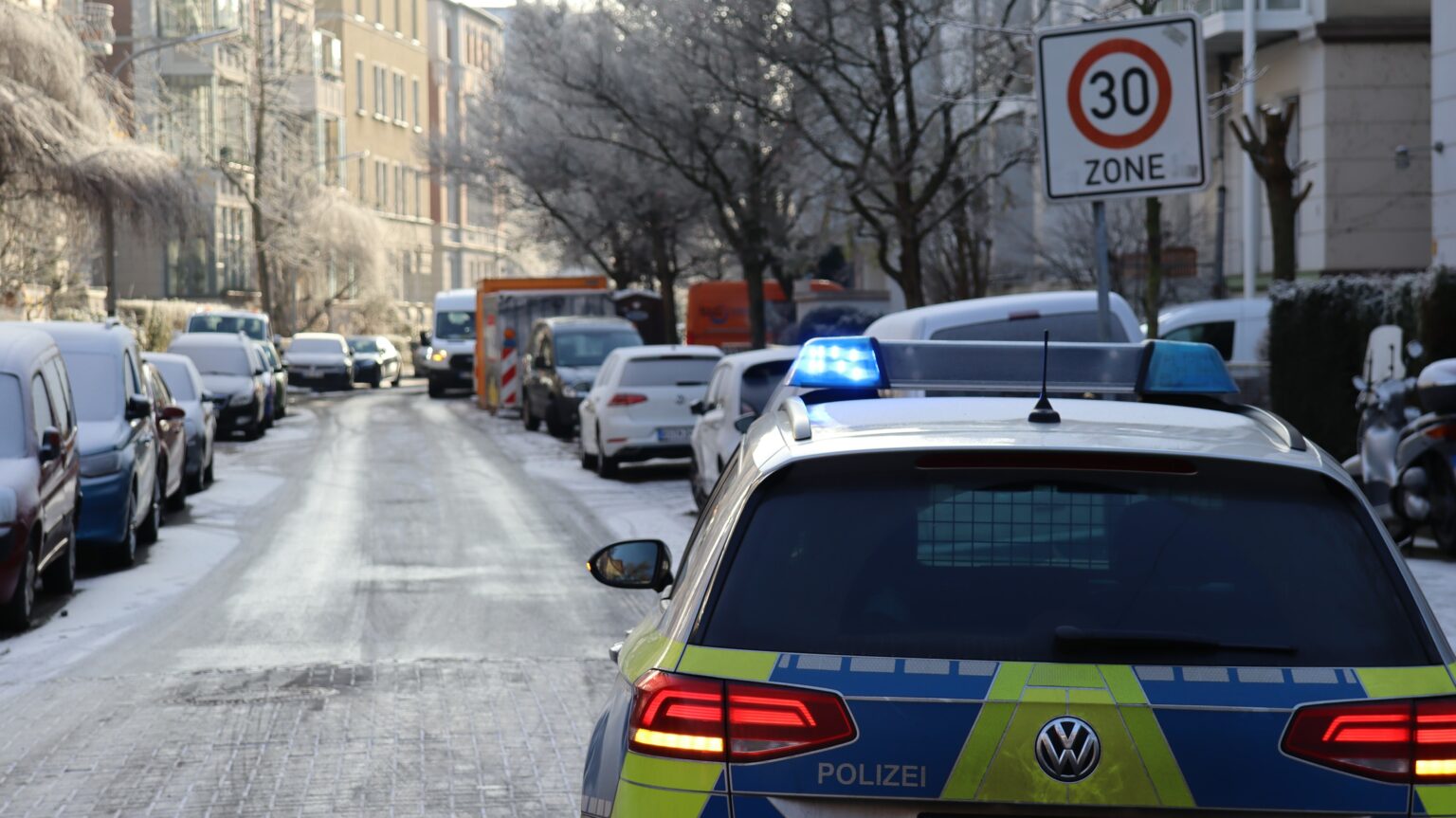 Aktuelle Blaulichtmeldungen Am 22.12.2024 In Nordrhein-Westfalen ...