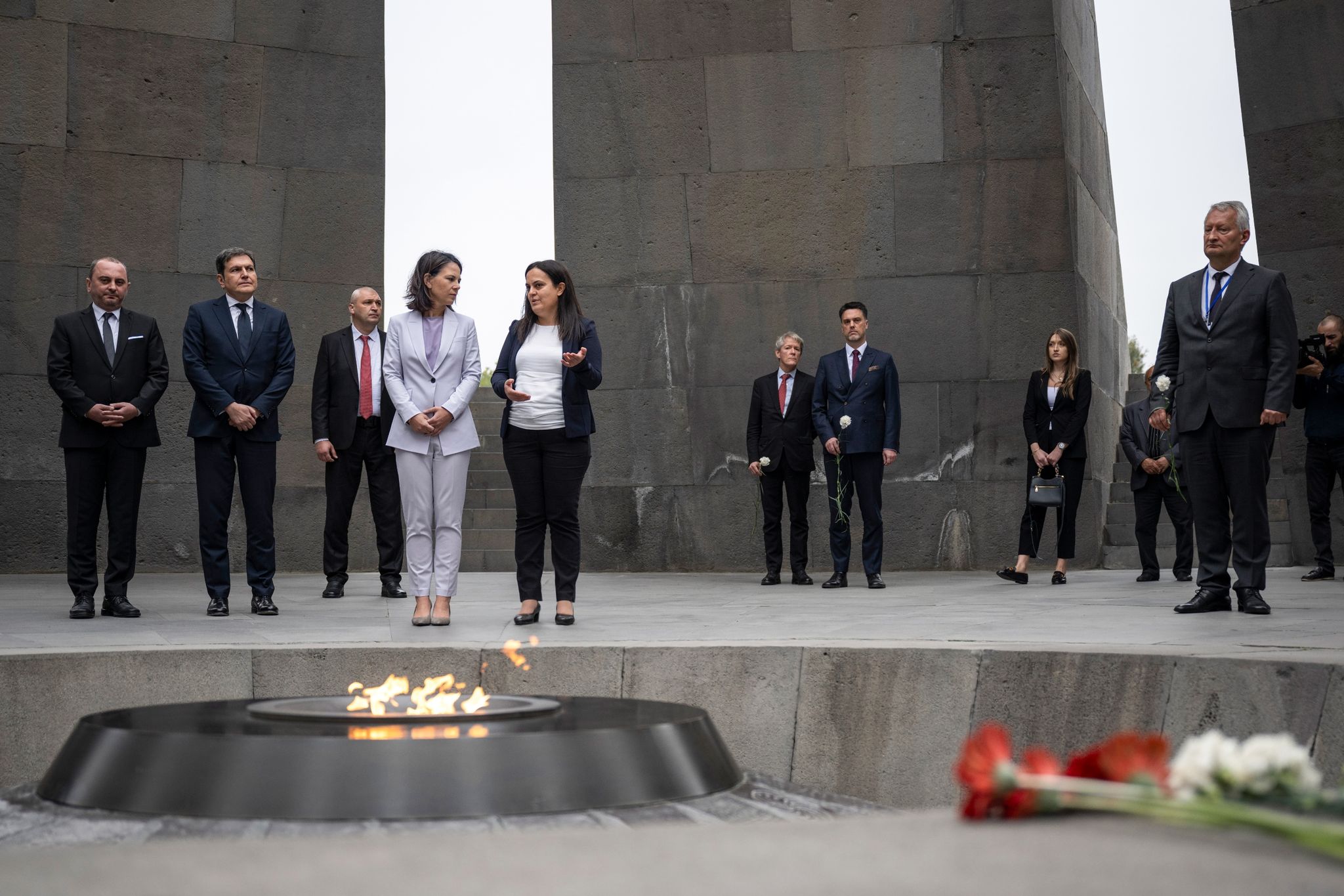 Baerbock ruft Armenien und Aserbaidschan zu Gesprächen auf