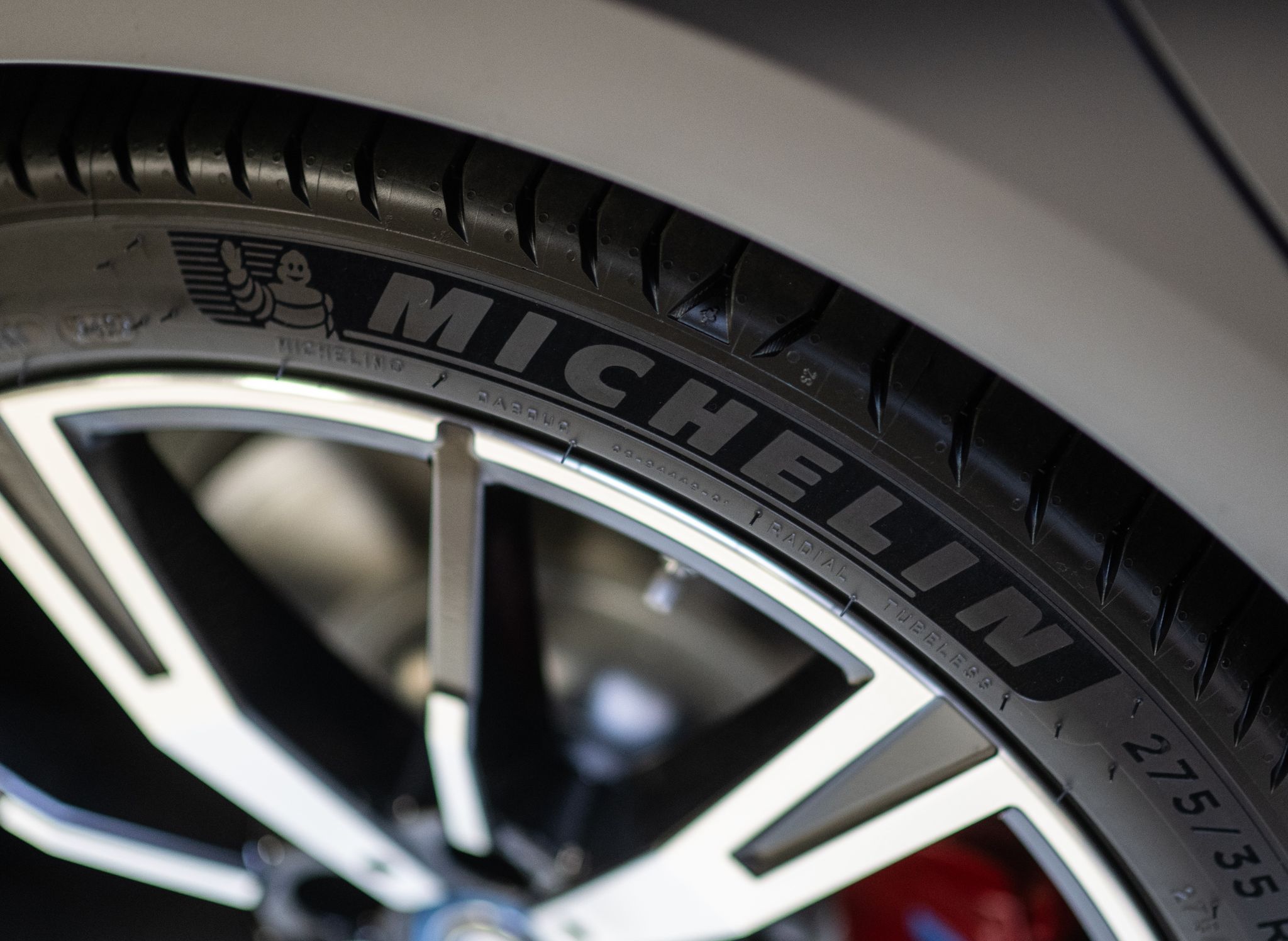 Michelin baut über 1500 Stellen ab und schließt Standorte