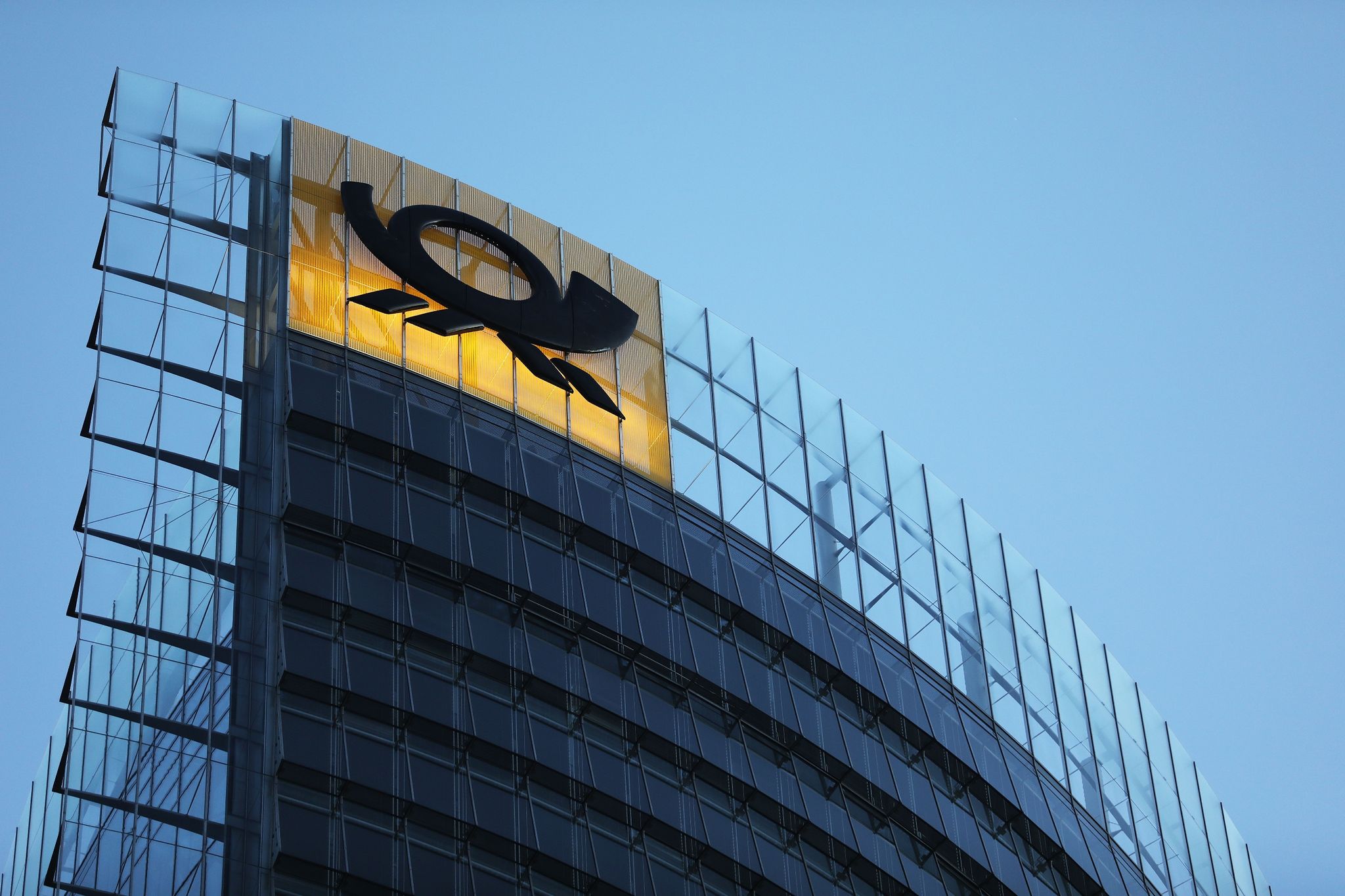 Post kommt bei der Erfüllung der Filialnetz-Pflicht voran