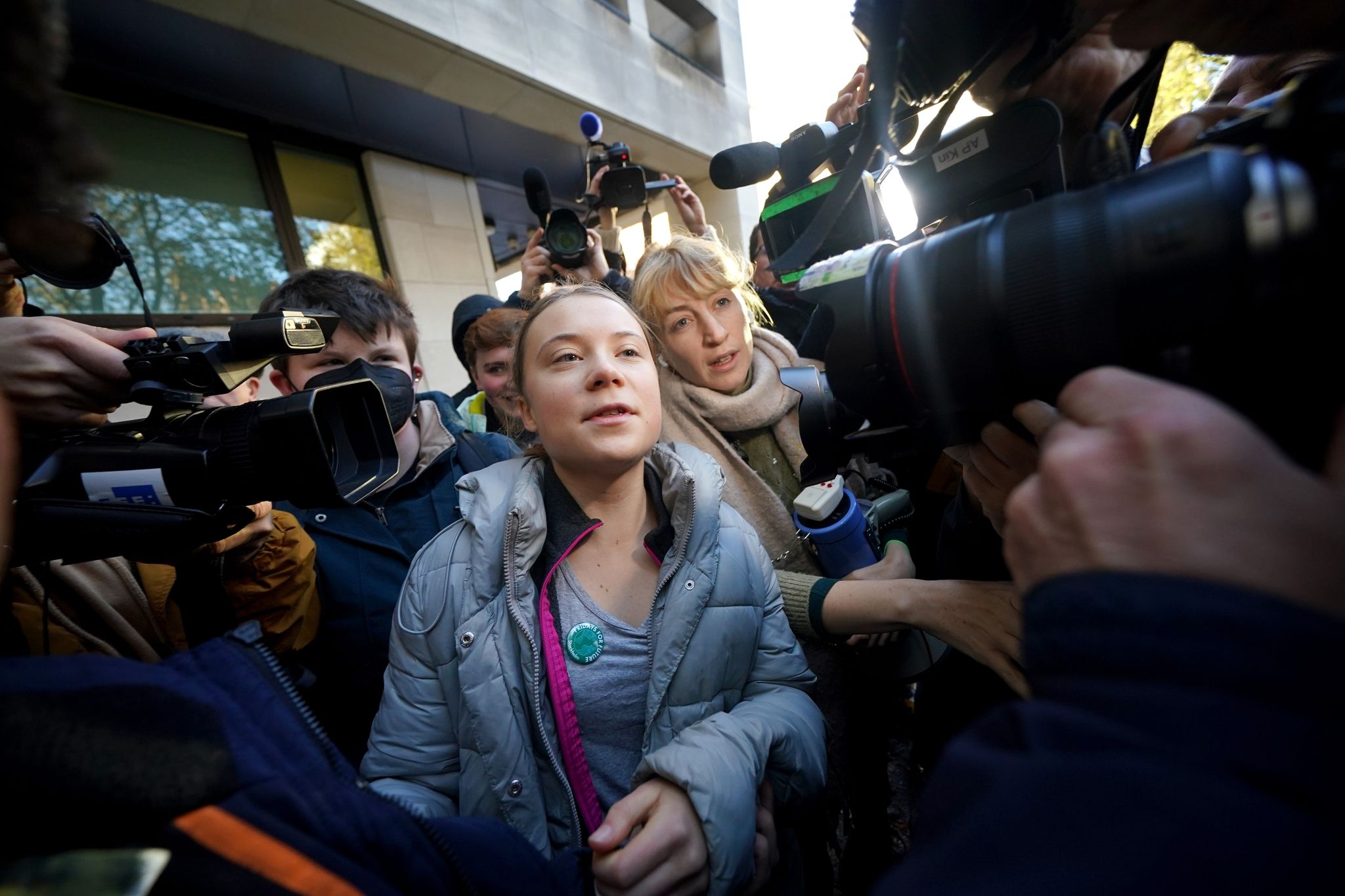 Greta Thunberg plädiert vor Gericht in London auf unschuldig