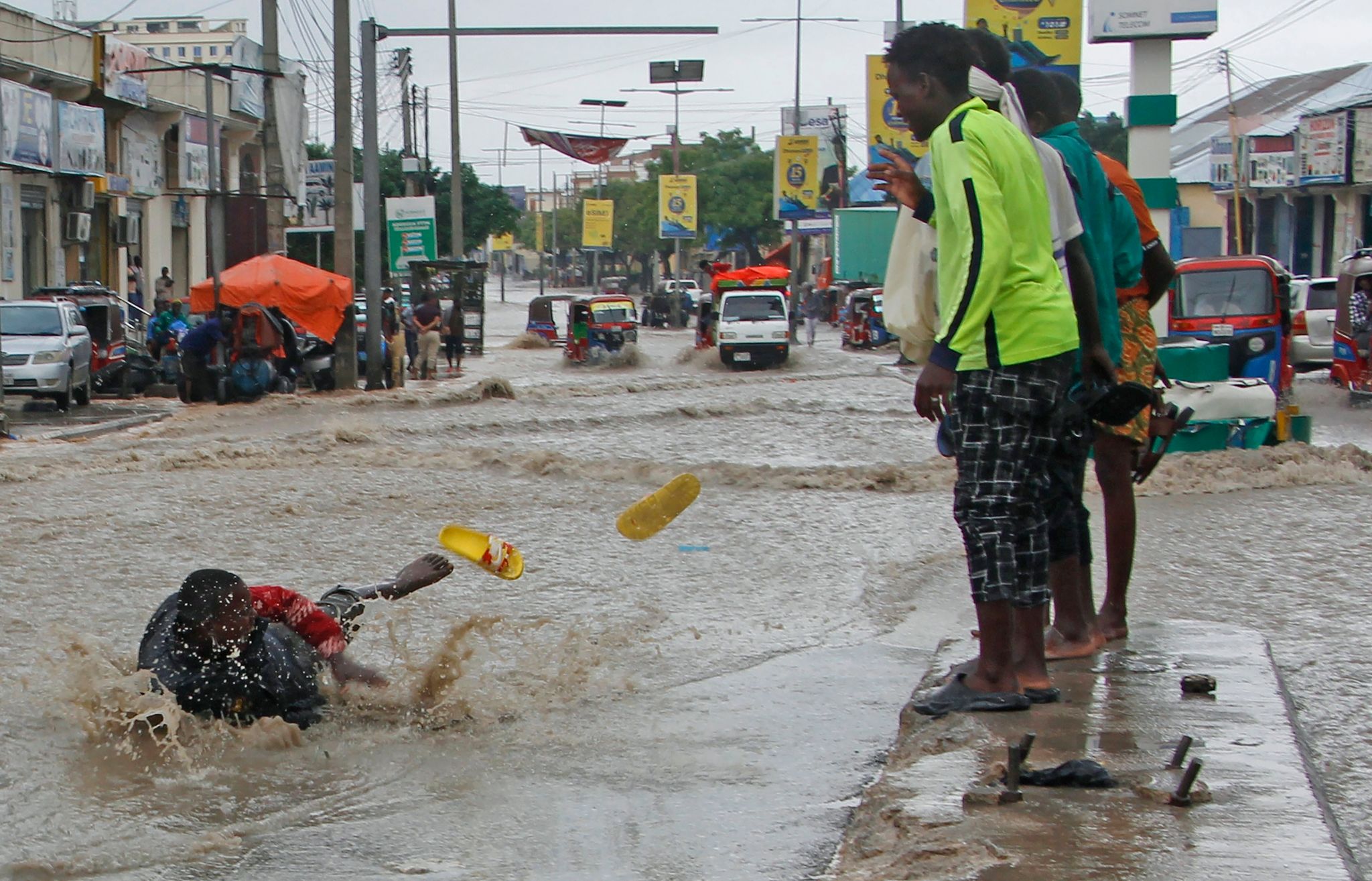 Erst Dürre, dann Flut: Mindestens 55 Menschen ertrunken