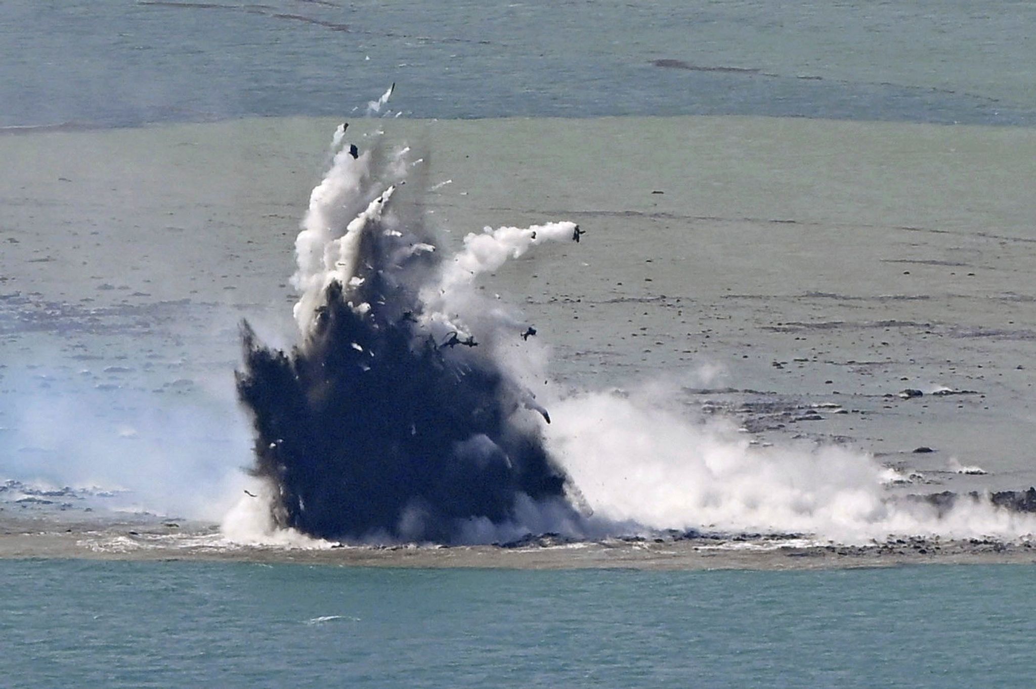 Nach Vulkanausbruch: Kleine Insel vor Japan entstanden