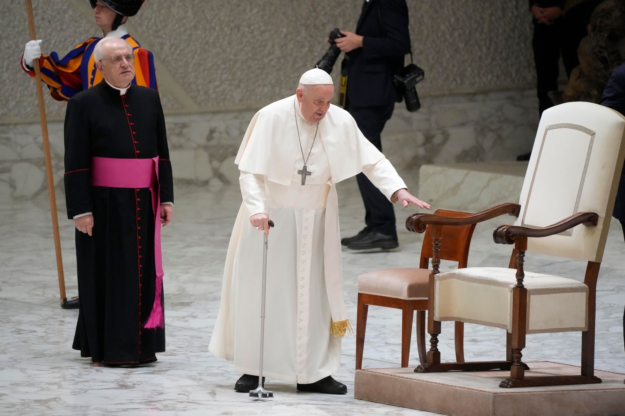 Papst bei Generalaudienz: «Mir geht es noch nicht gut»