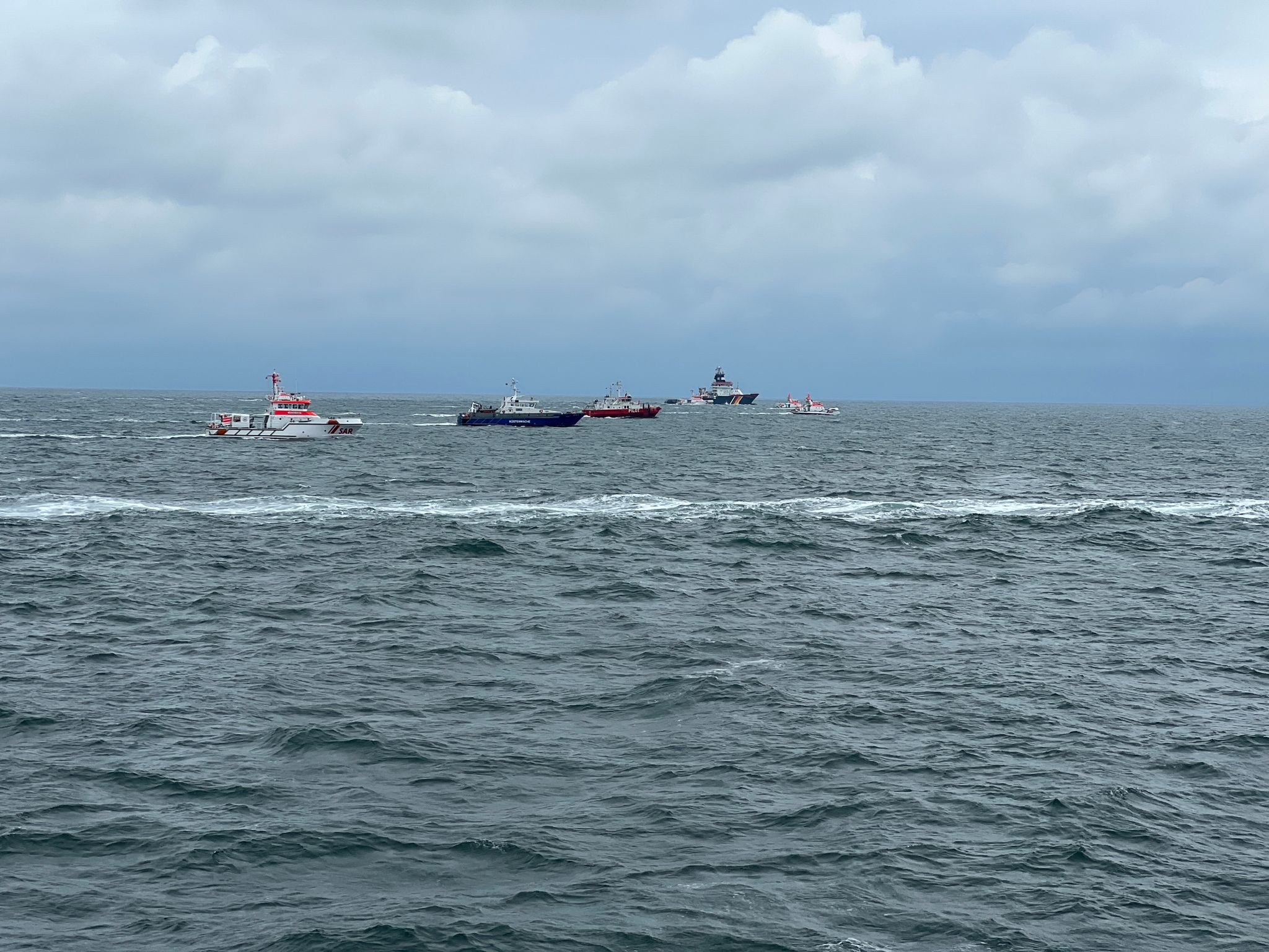 Schwierige Arbeiten am gesunkenen Frachter «Verity»