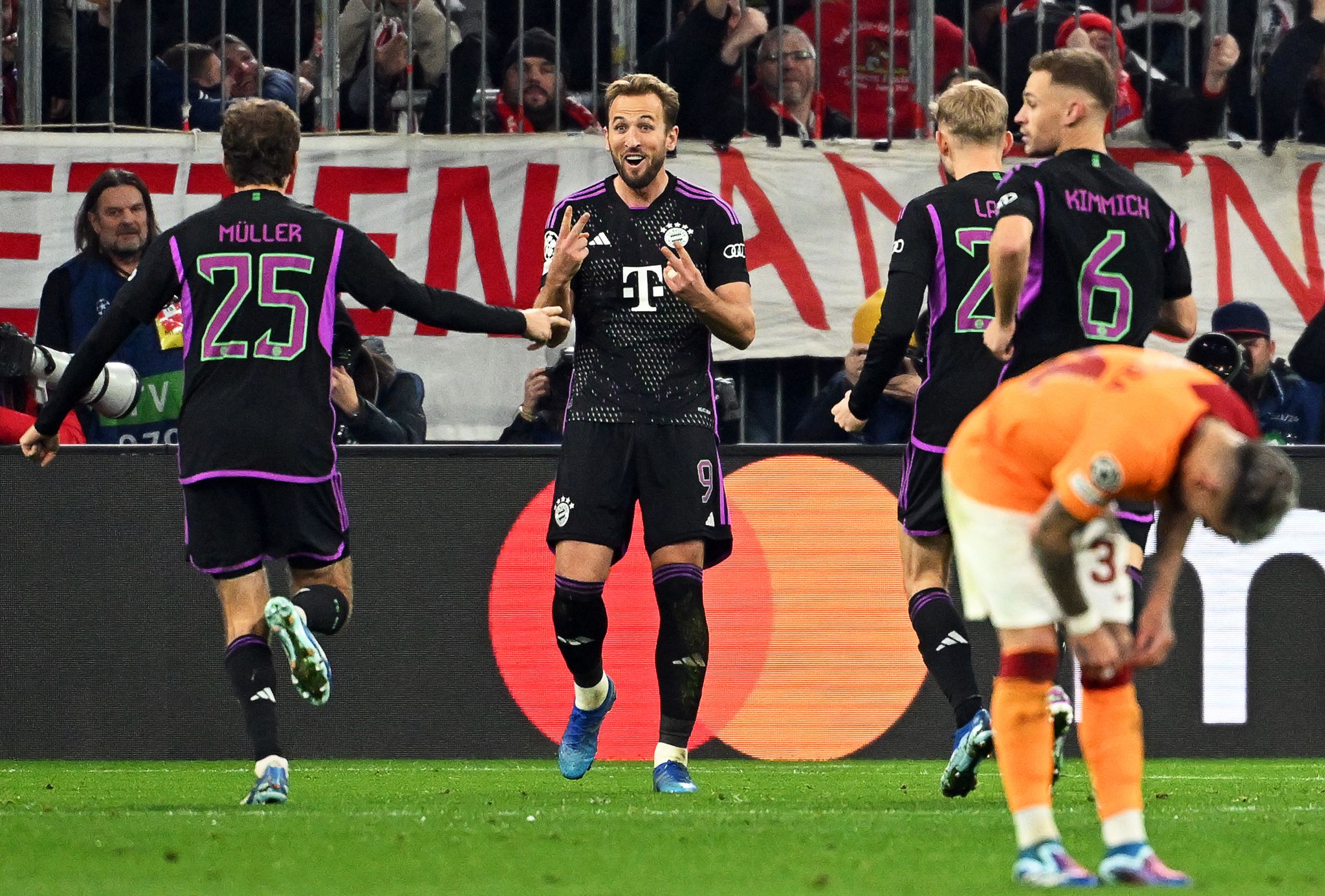 Kane befördert Bayern gegen Galatasaray ins Achtelfinale