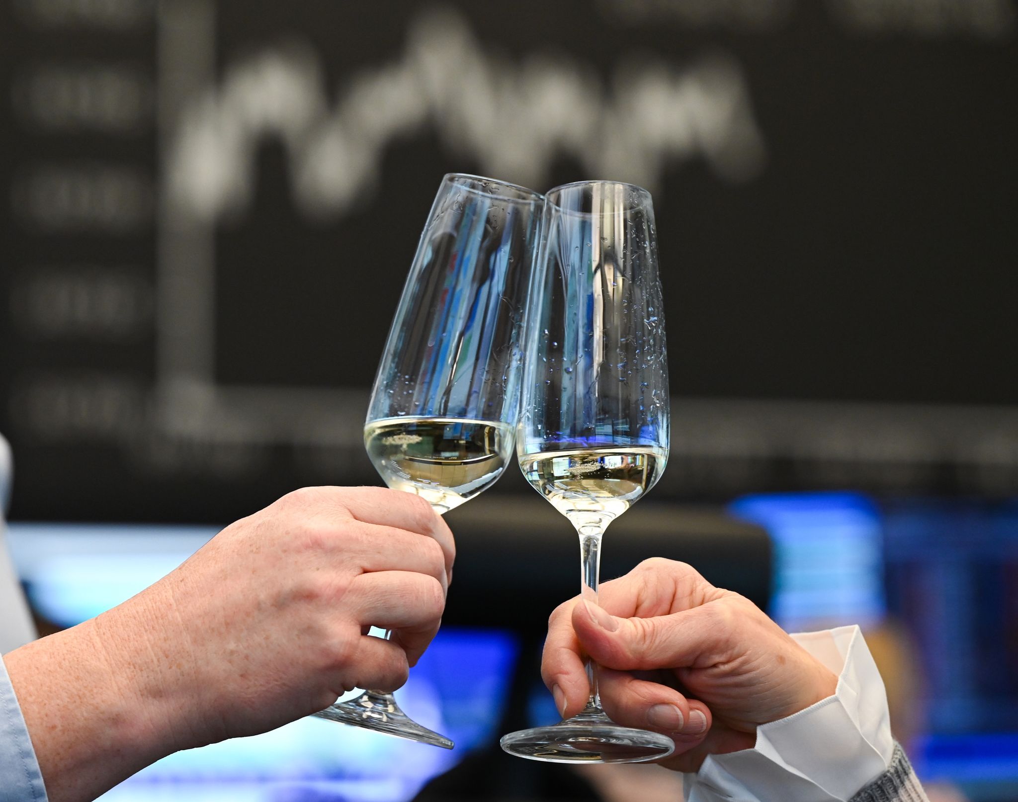 Rekord-Dax muss sich Realitäts-Check stellen