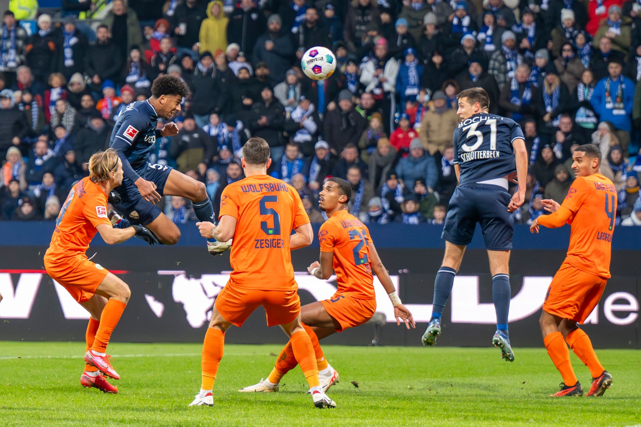 3:1 gegen Wolfsburg: Bochum feiert ersten Saison-Heimsieg