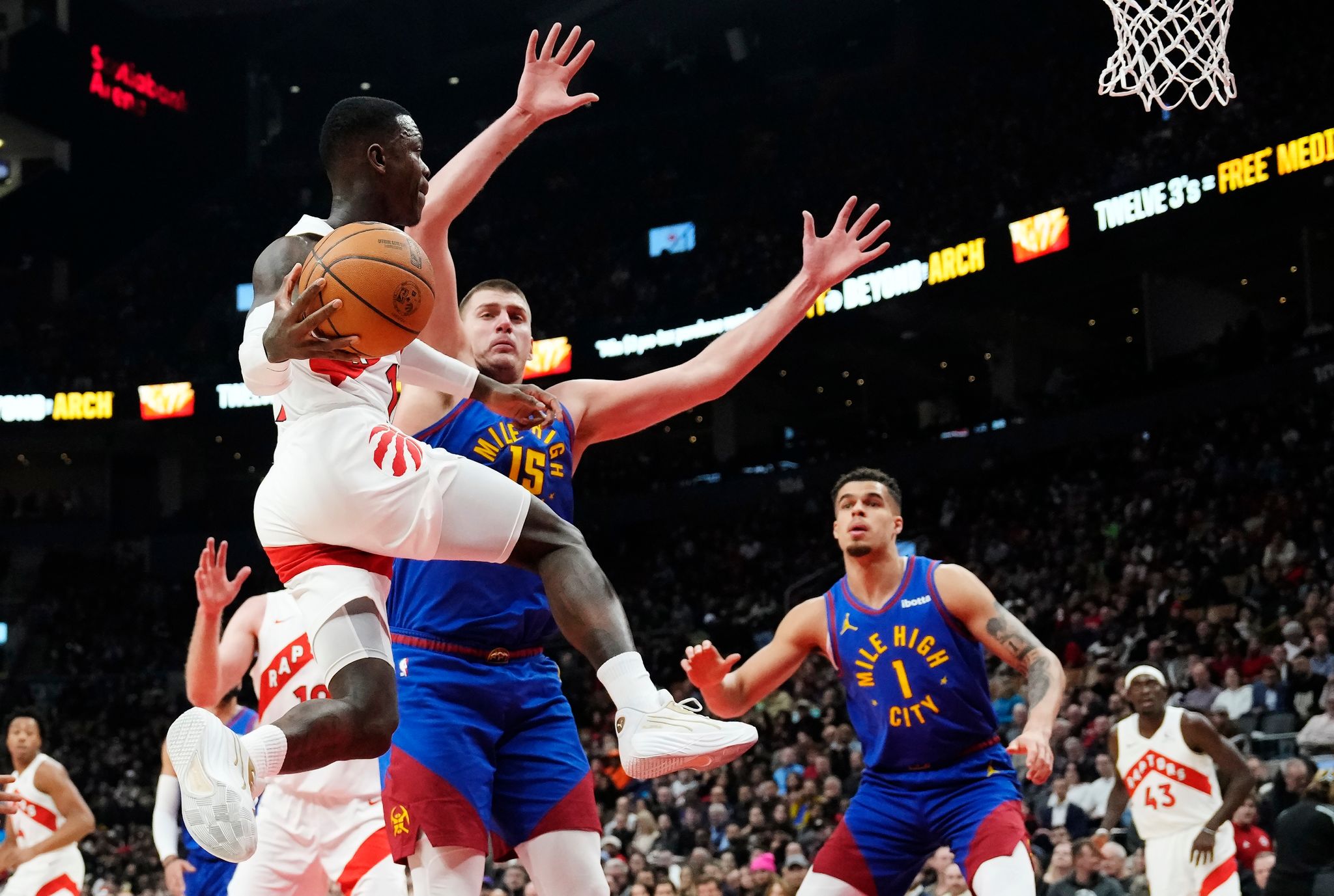 Niederlagen für Orlando und Toronto