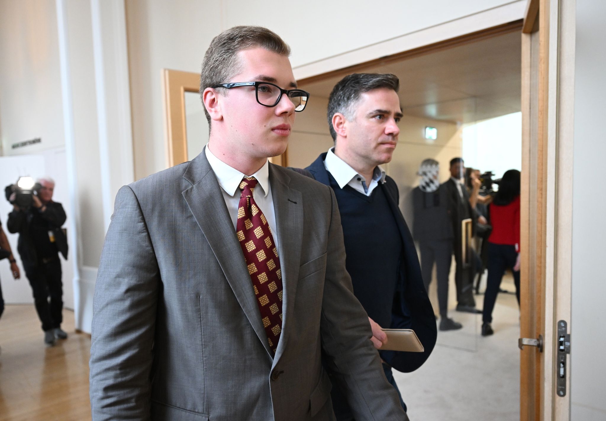 Halemba beschäftigt AfD-Spitze