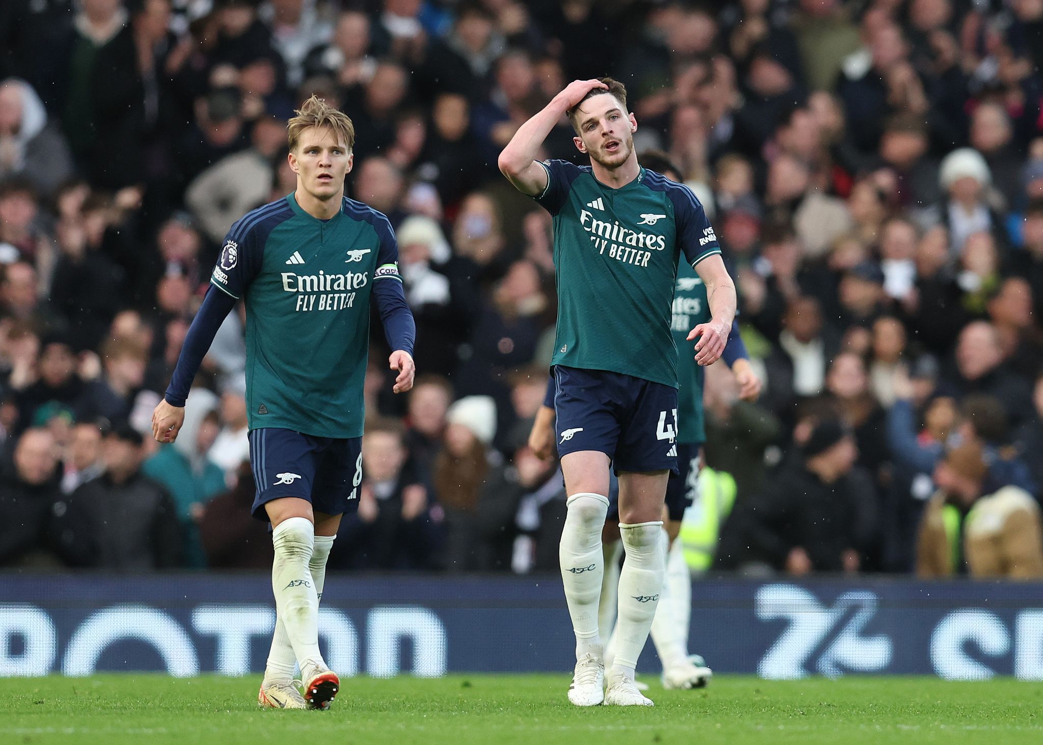 Arsenal patzt bei Fulham – Liverpool bleibt an der Spitze