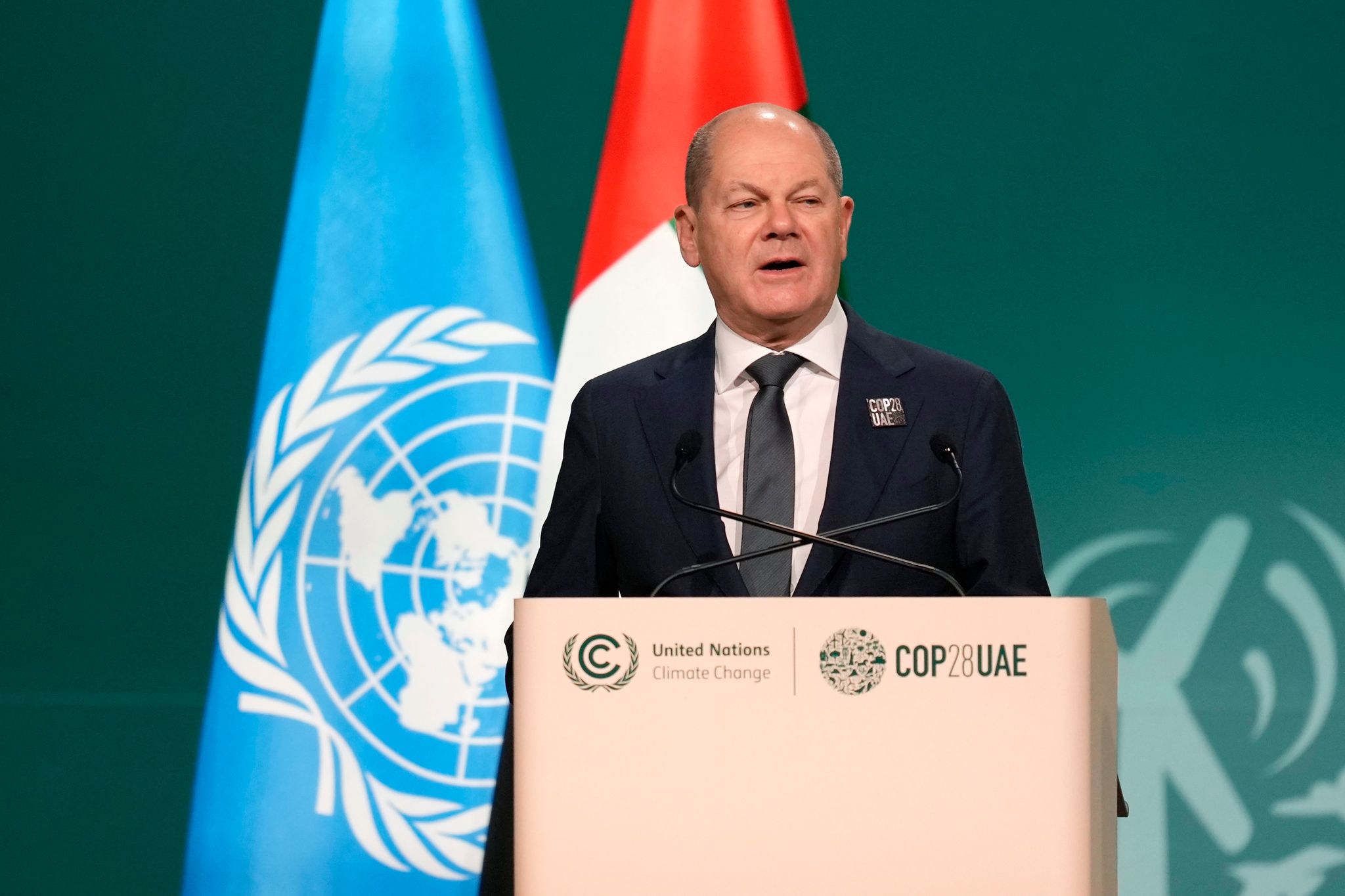 Scholz fordert Ausstieg aus Kohle, Öl und Gas