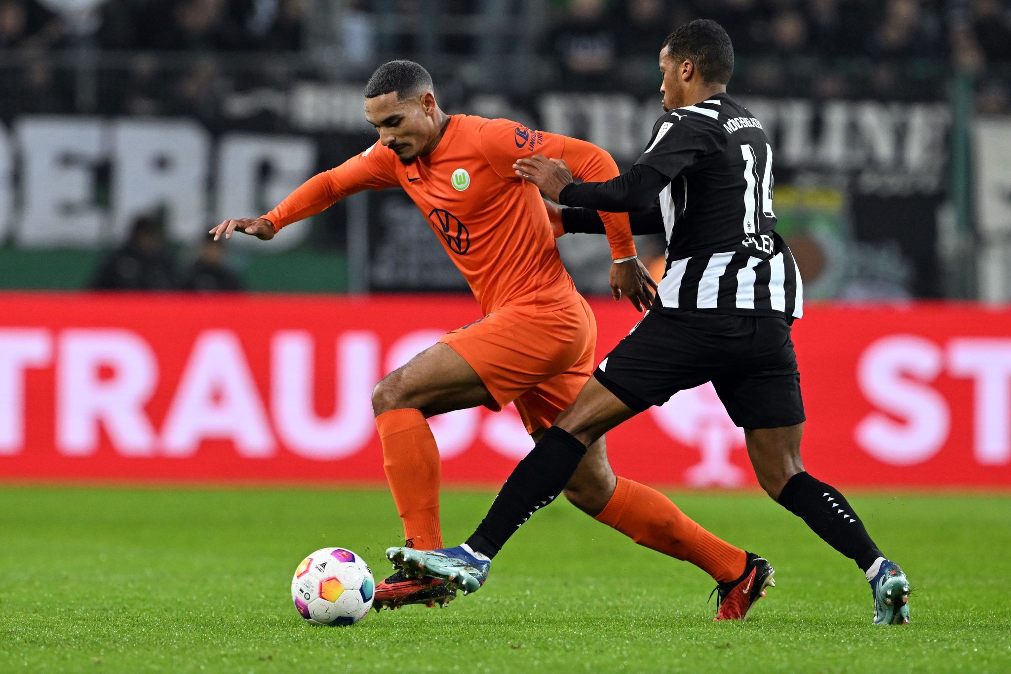 Koné köpft Gladbach ins Pokal-Viertelfinale
