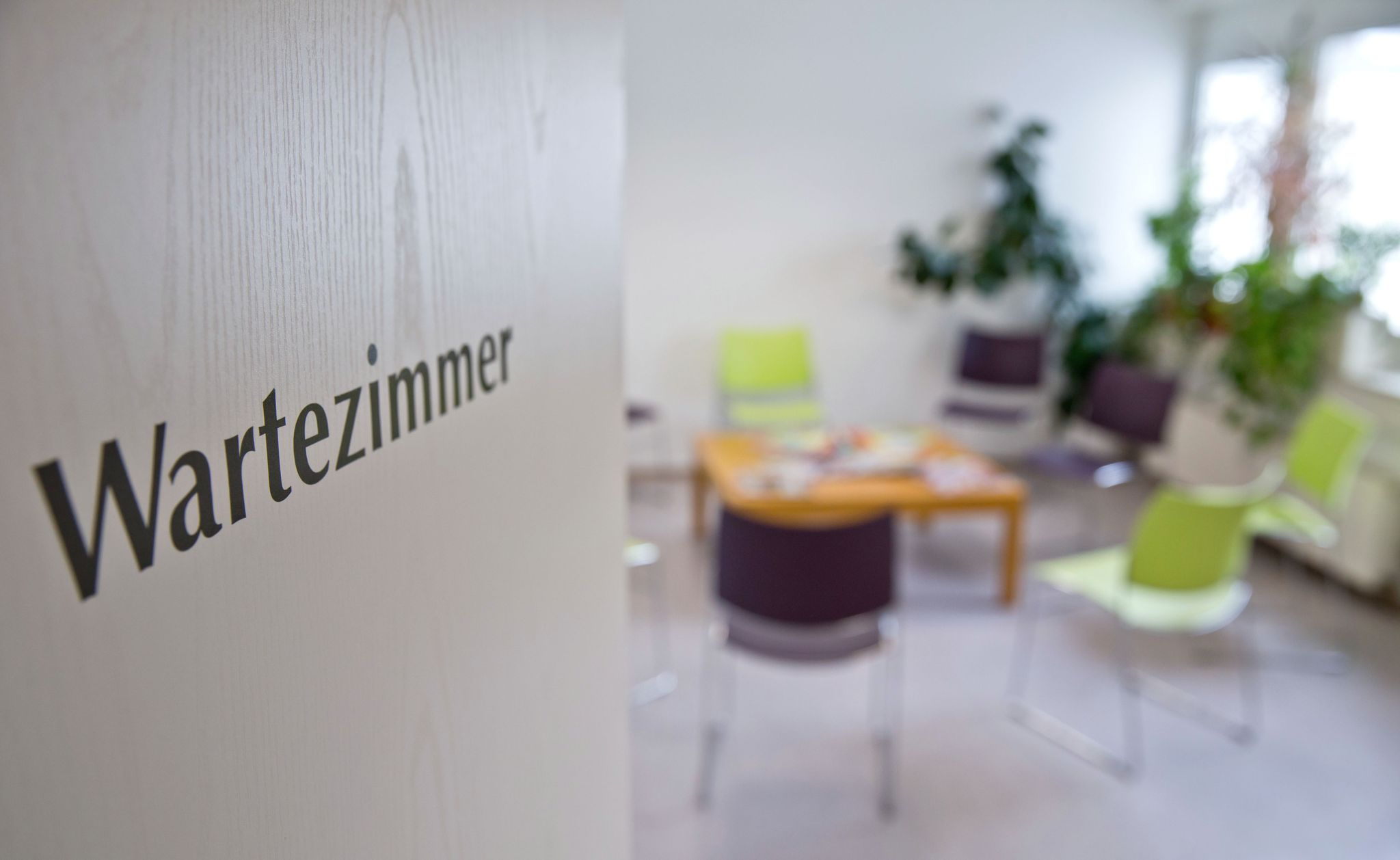 Versicherte sehen Mängel im Gesundheitssystem