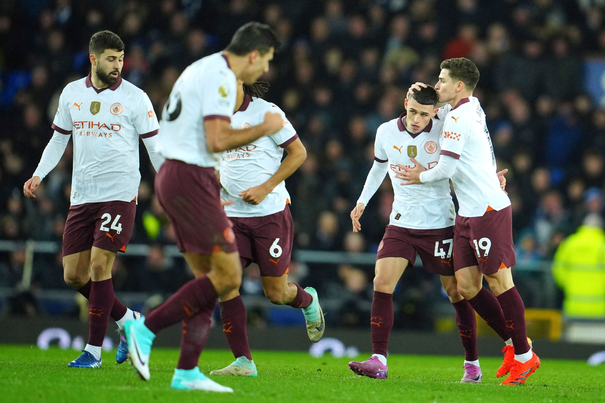 Club-Weltmeister Manchester City dreht Spiel beim FC Everton