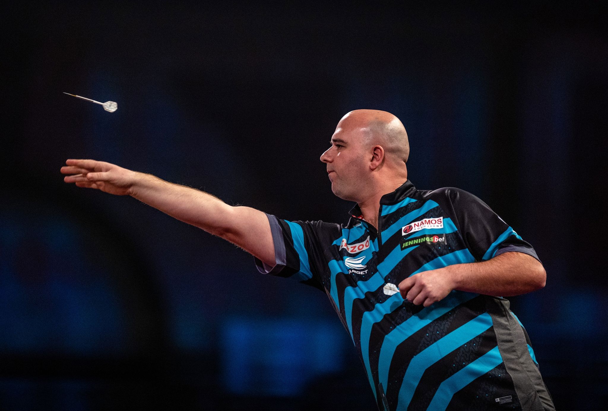 Keine Probleme: Ex-Weltmeister Cross bei Darts-WM weiter