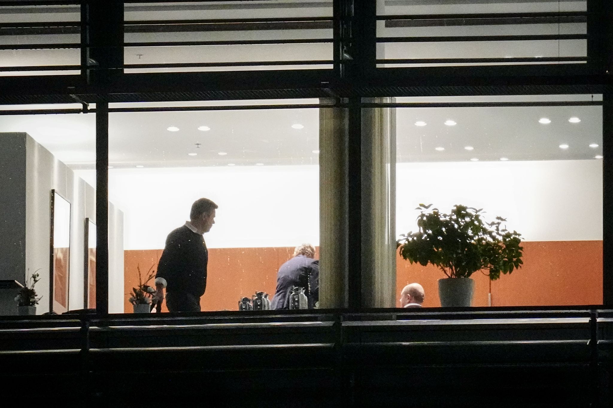 Haushaltskrise: Wirtschaft fordert Koalition zu Einigung auf