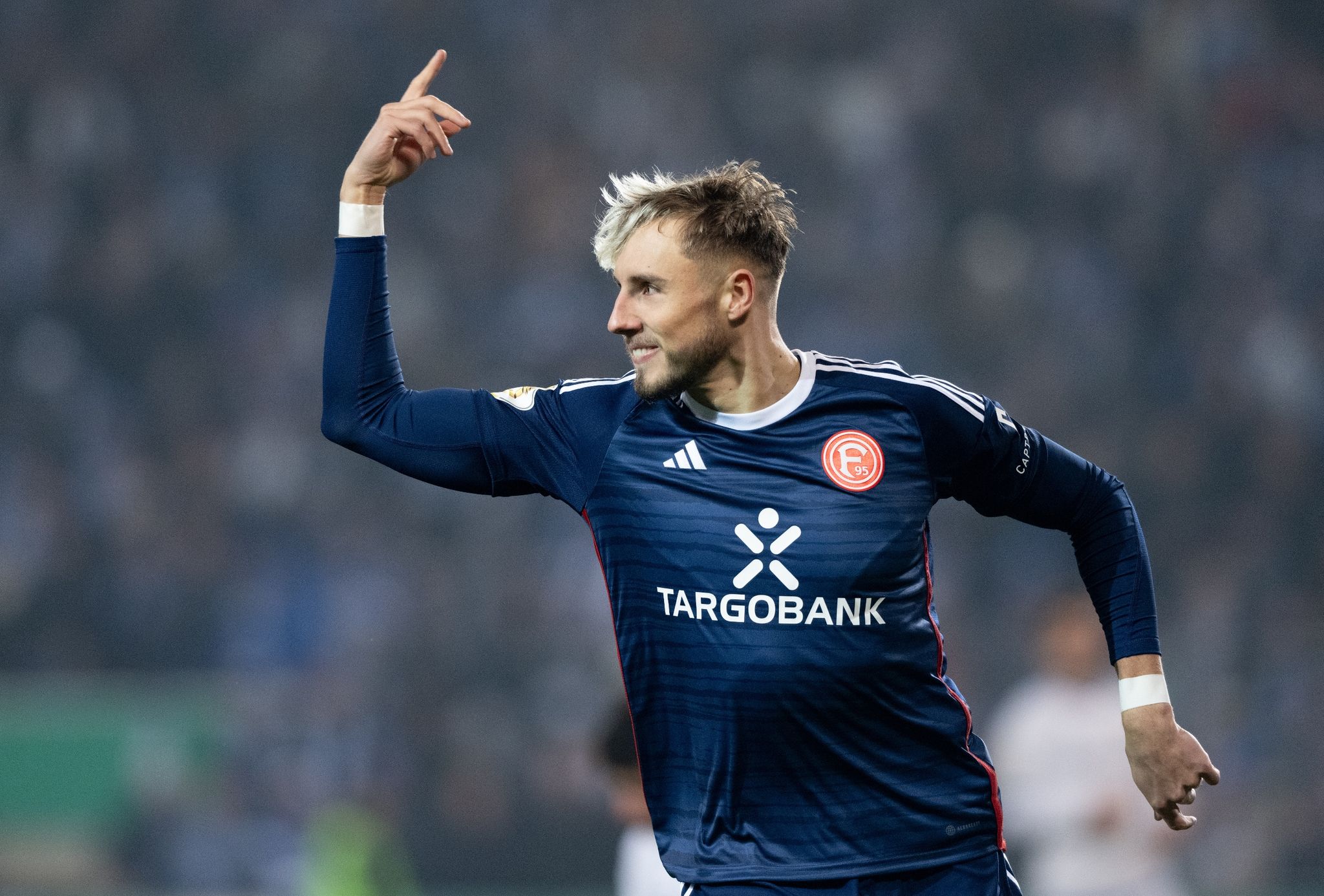 Joker-Doppelpack bringt Düsseldorf ins Viertelfinale