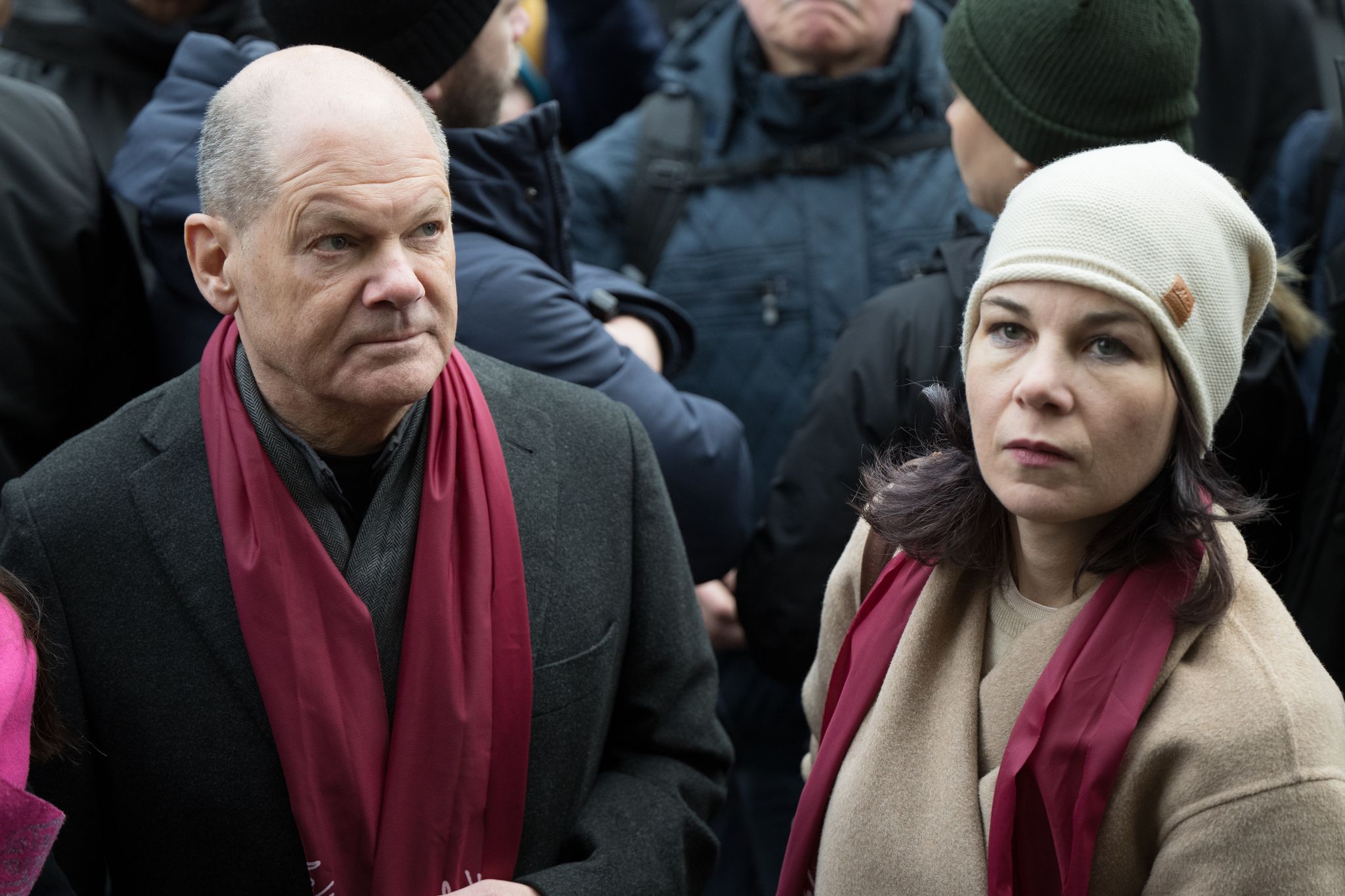 Scholz und Baerbock bei Großdemonstrationen gegen Rechts